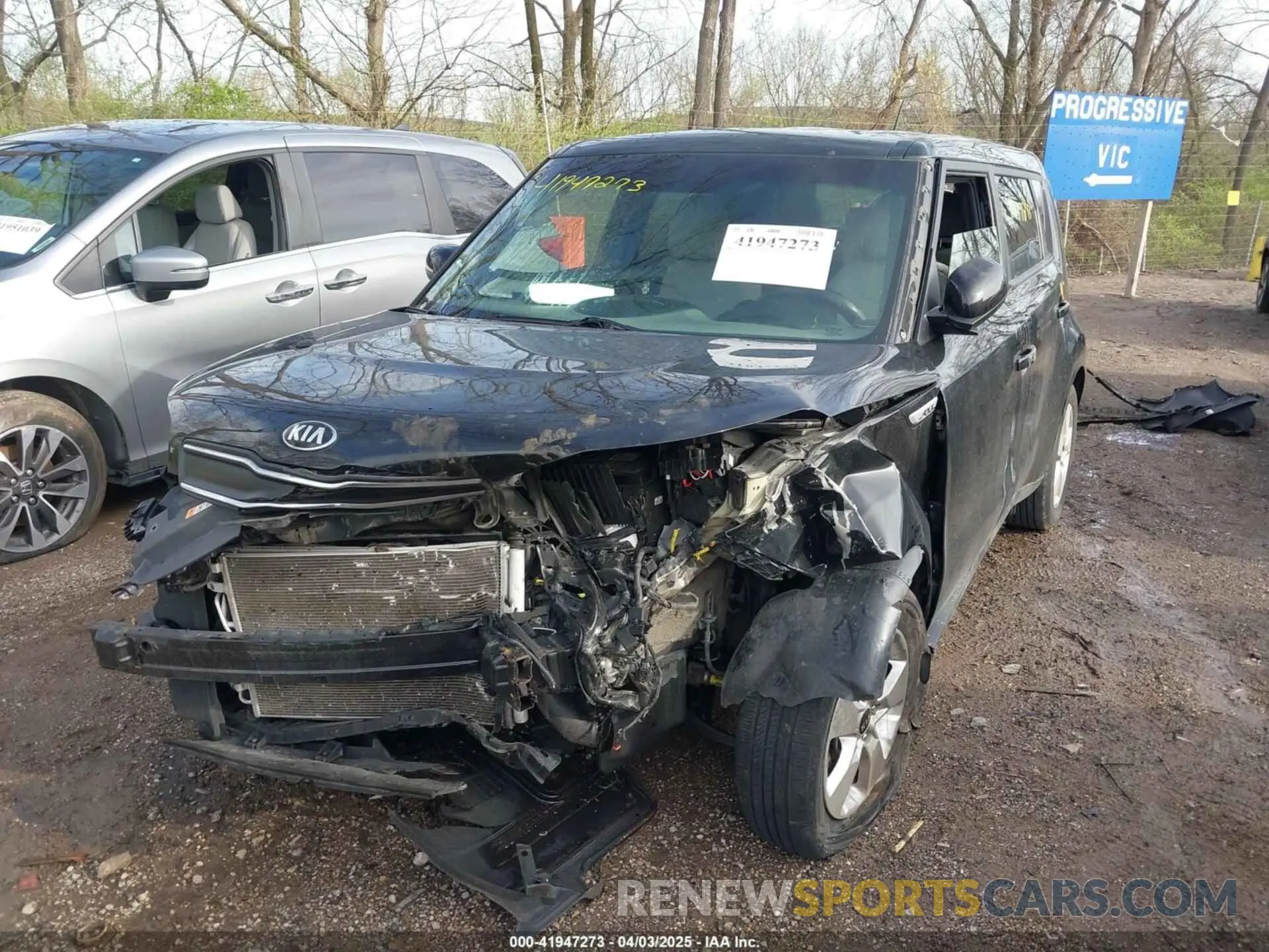 2 Photograph of a damaged car KNDJN2A22K7685873 KIA SOUL 2019