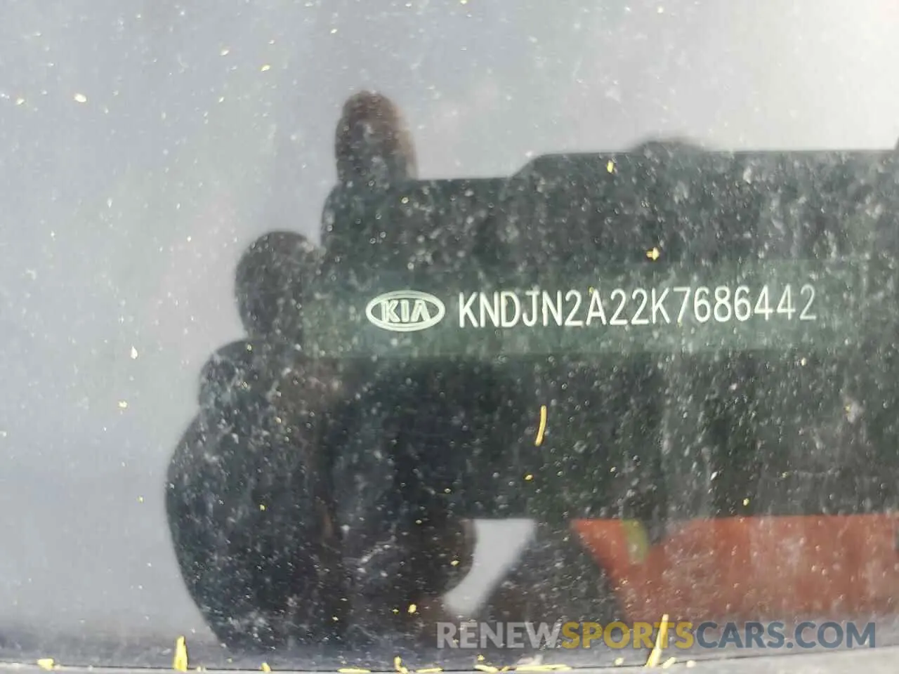 12 Photograph of a damaged car KNDJN2A22K7686442 KIA SOUL 2019