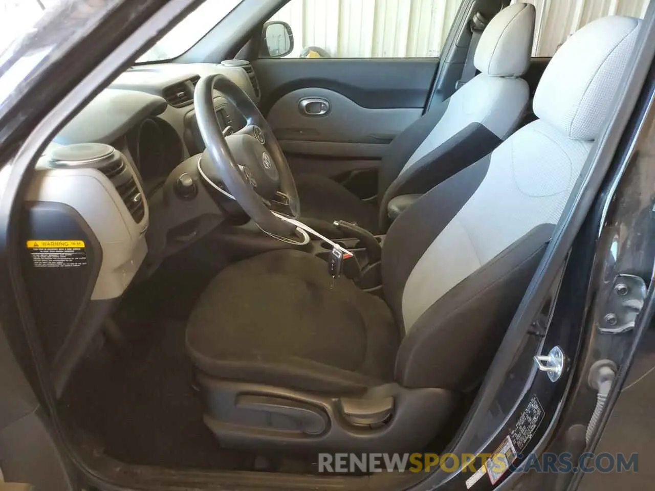 7 Photograph of a damaged car KNDJN2A22K7694086 KIA SOUL 2019