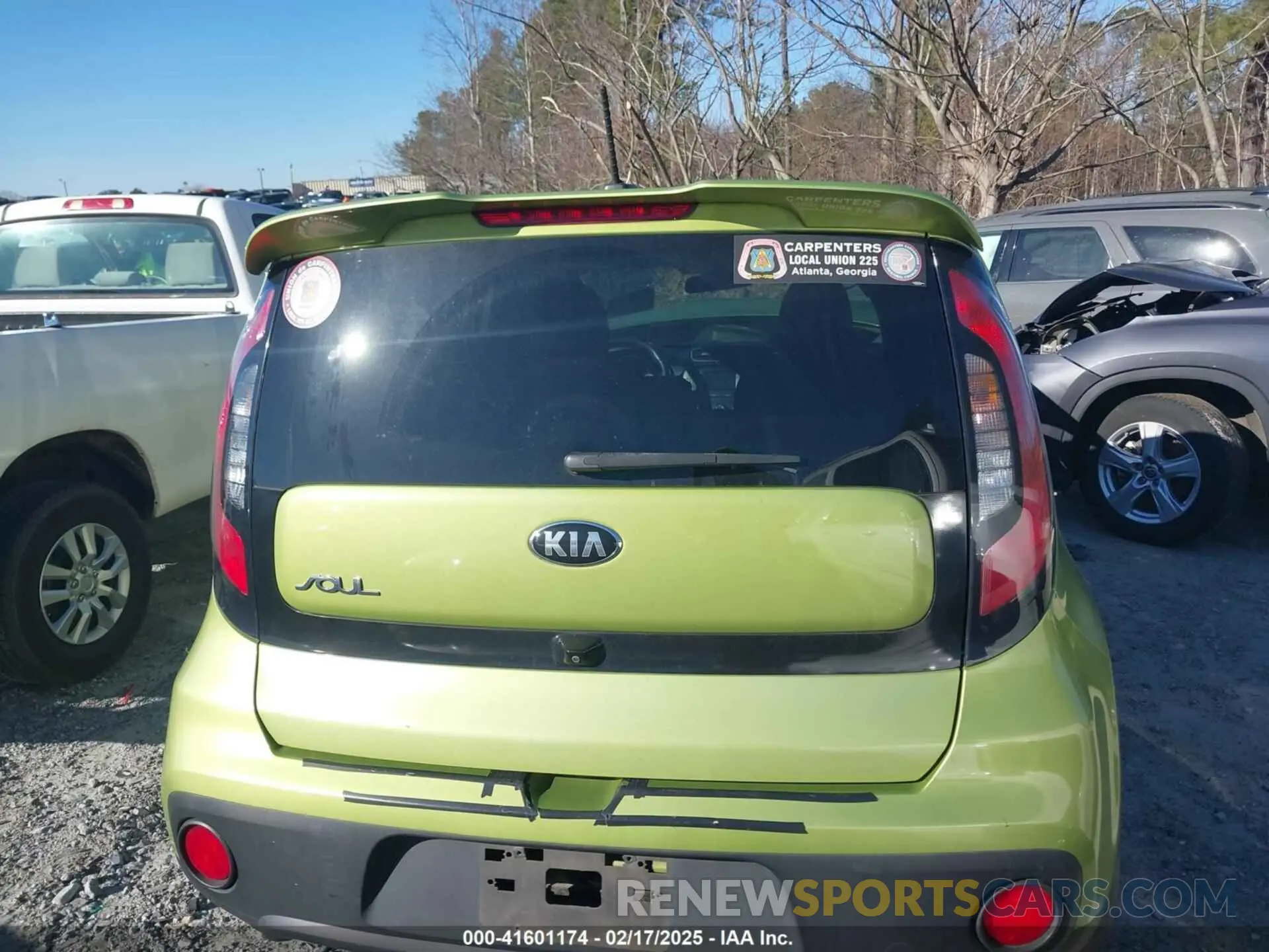 16 Photograph of a damaged car KNDJN2A22K7913306 KIA SOUL 2019