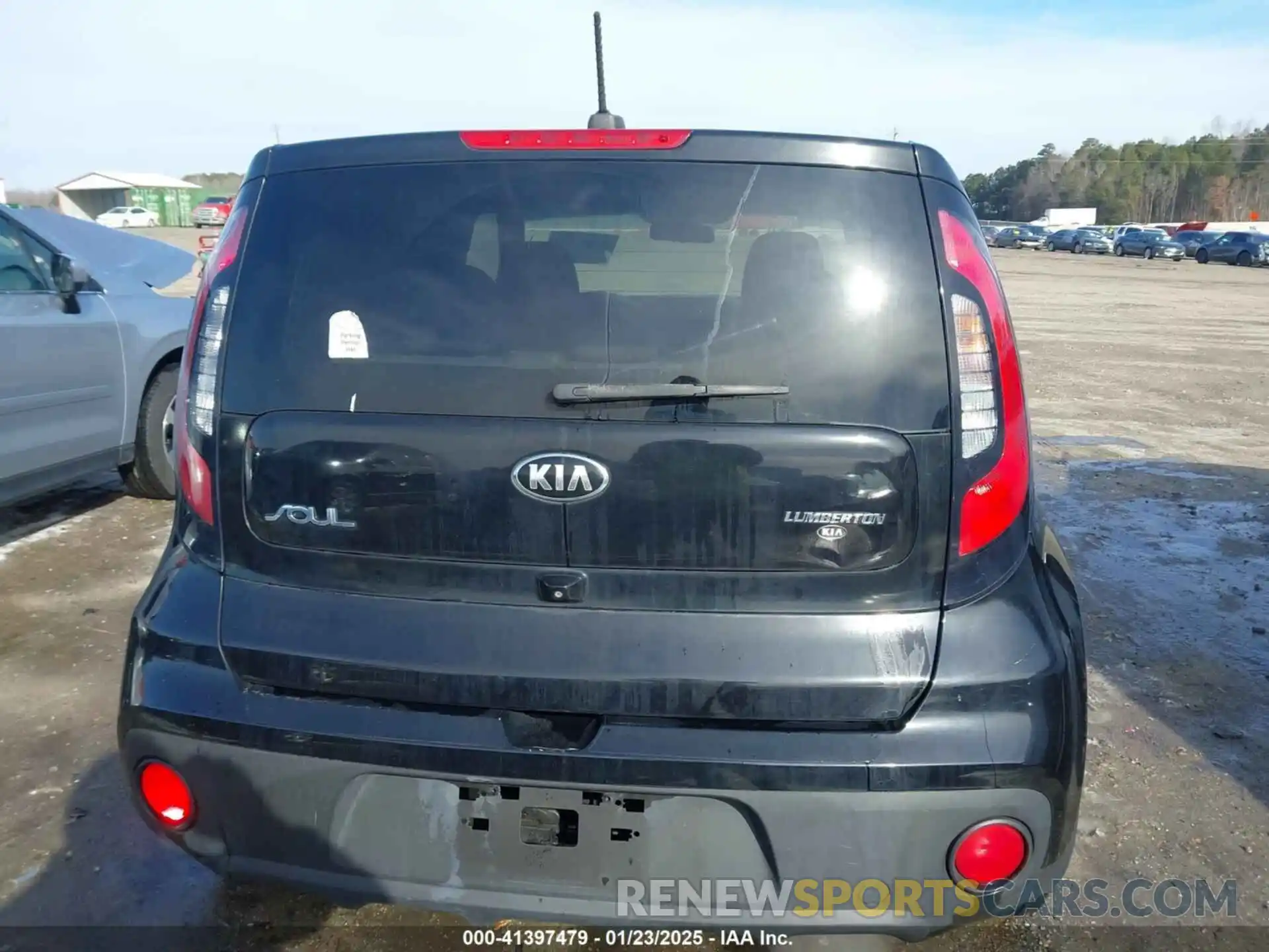 17 Photograph of a damaged car KNDJN2A22K7919106 KIA SOUL 2019