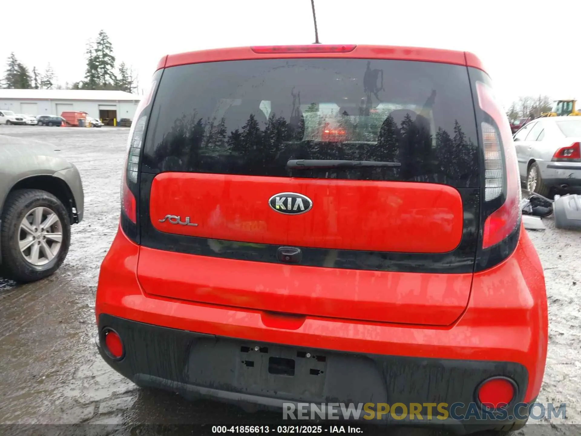 15 Photograph of a damaged car KNDJN2A23K7001784 KIA SOUL 2019