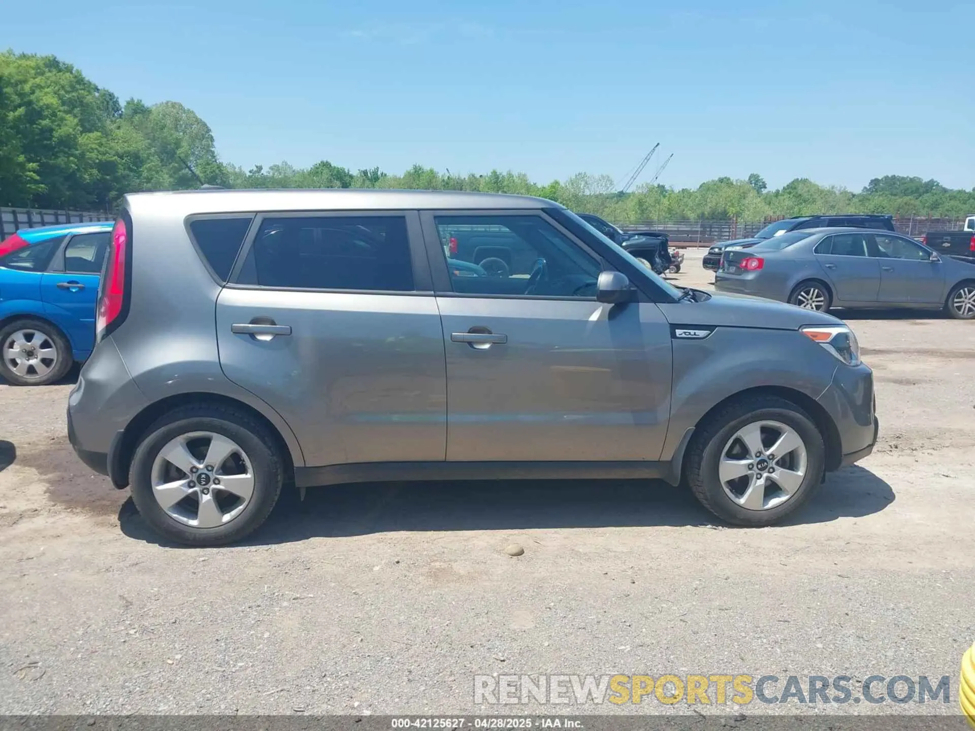 13 Photograph of a damaged car KNDJN2A23K7003146 KIA SOUL 2019