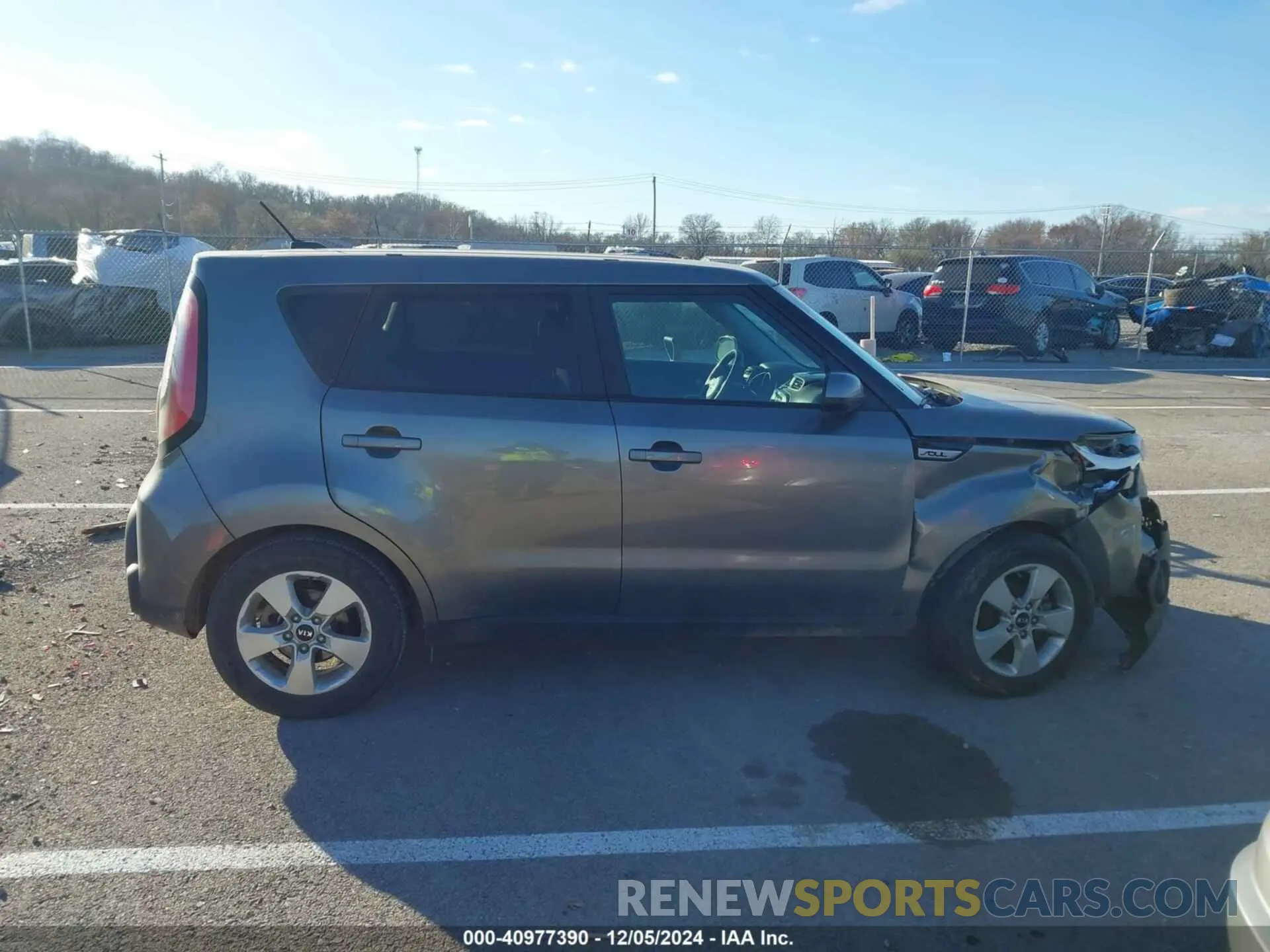 14 Photograph of a damaged car KNDJN2A23K7015460 KIA SOUL 2019