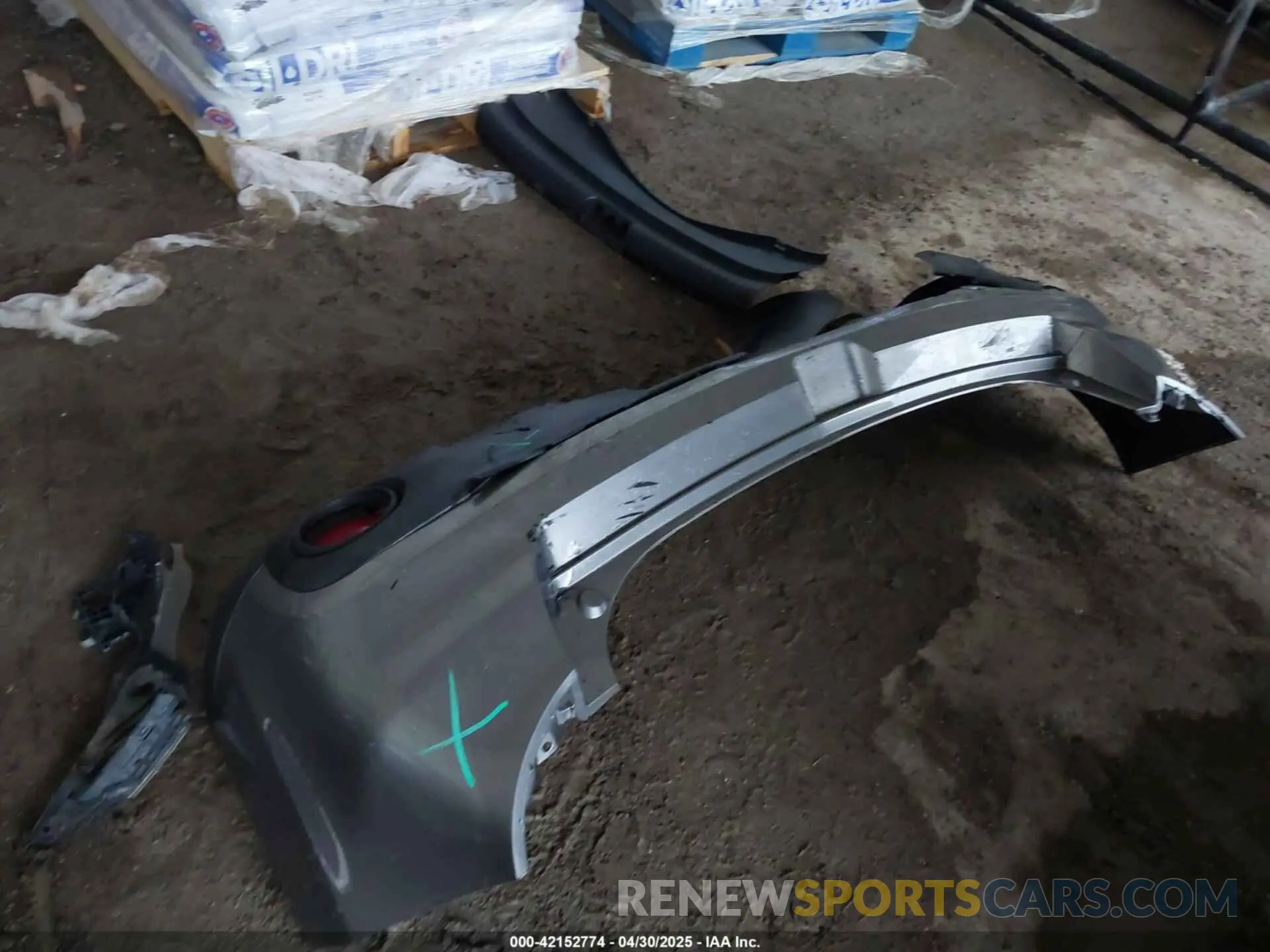 12 Photograph of a damaged car KNDJN2A23K7640585 KIA SOUL 2019