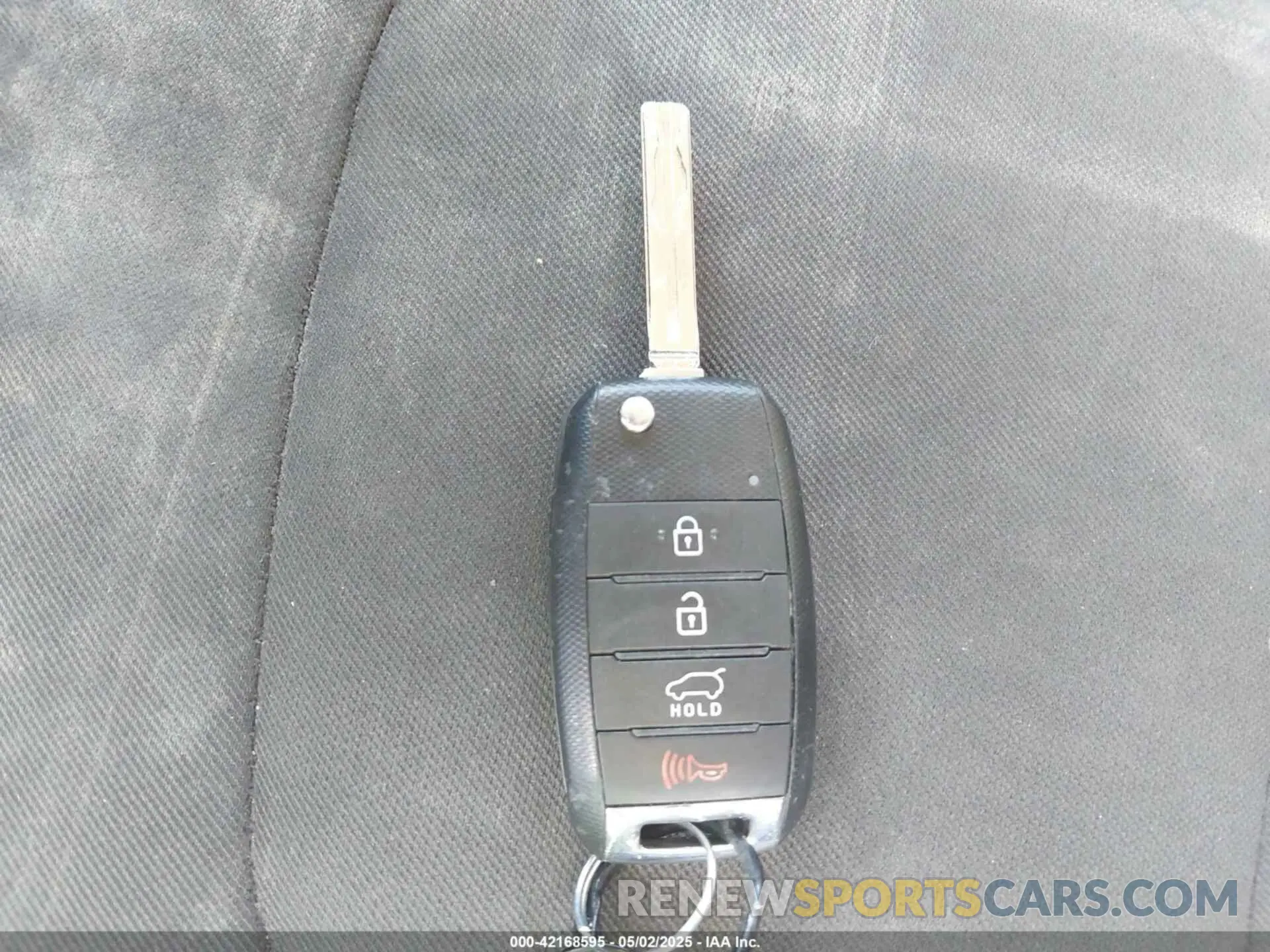11 Photograph of a damaged car KNDJN2A23K7641932 KIA SOUL 2019
