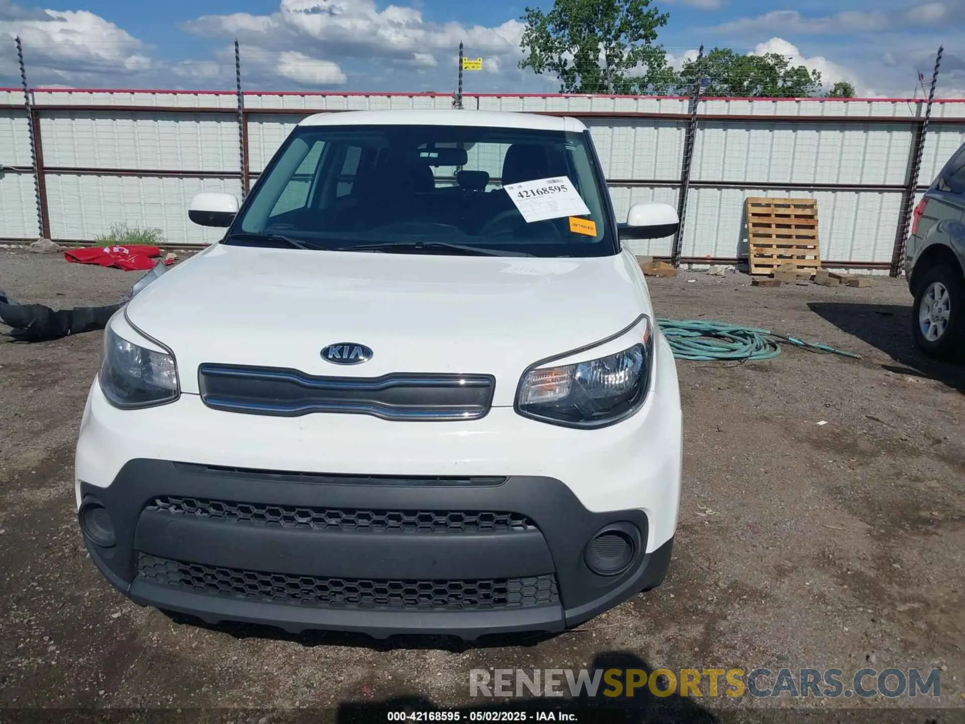 13 Photograph of a damaged car KNDJN2A23K7641932 KIA SOUL 2019