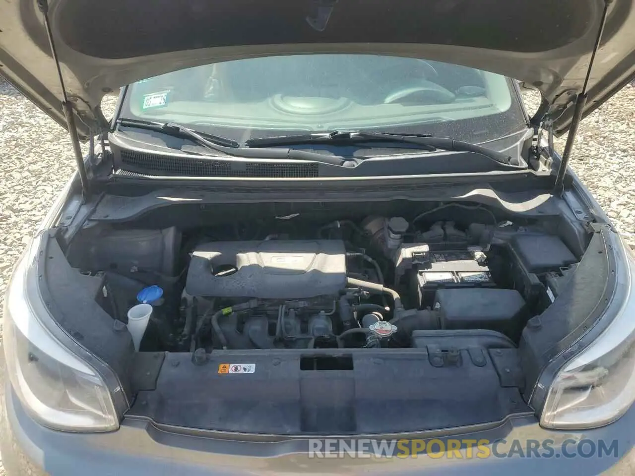 12 Photograph of a damaged car KNDJN2A23K7654650 KIA SOUL 2019