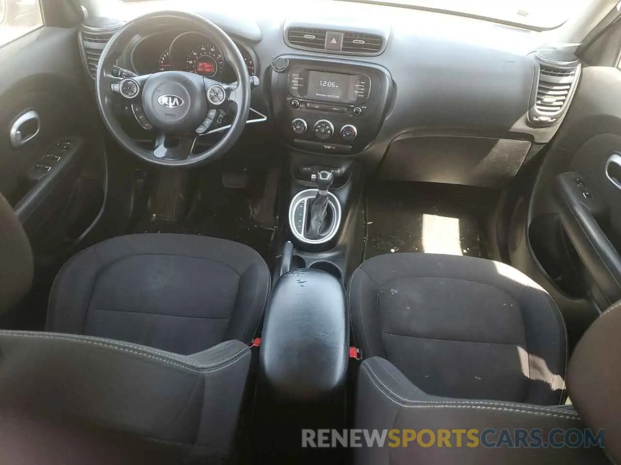 8 Photograph of a damaged car KNDJN2A23K7654650 KIA SOUL 2019