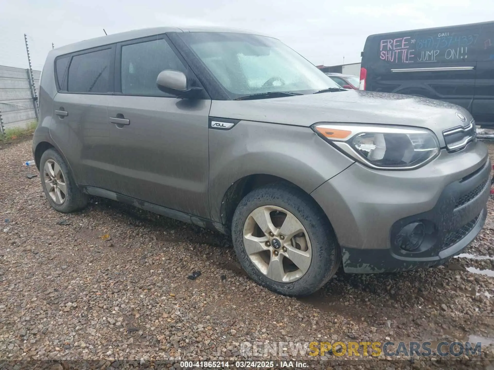1 Photograph of a damaged car KNDJN2A23K7671352 KIA SOUL 2019