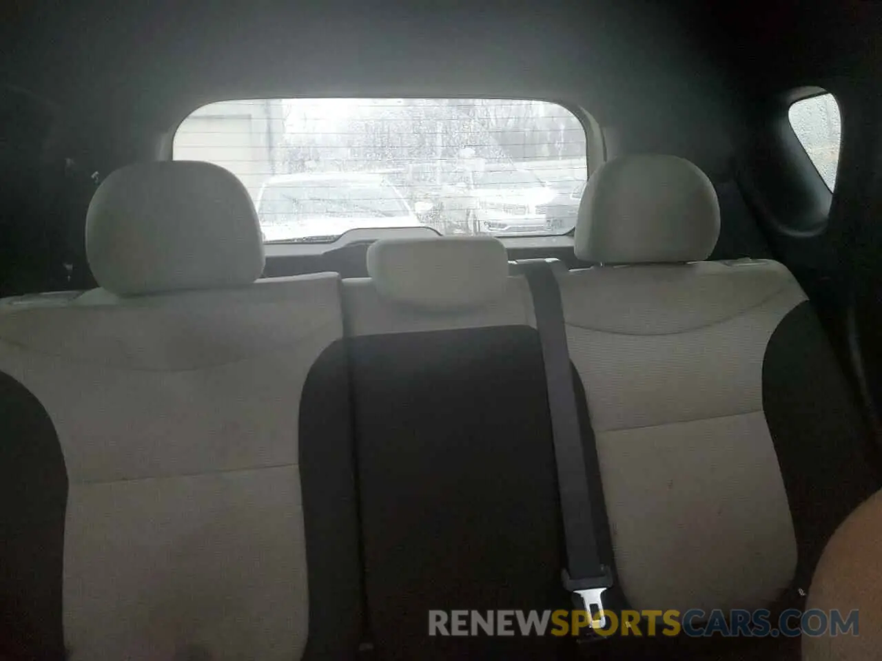 10 Photograph of a damaged car KNDJN2A23K7682061 KIA SOUL 2019