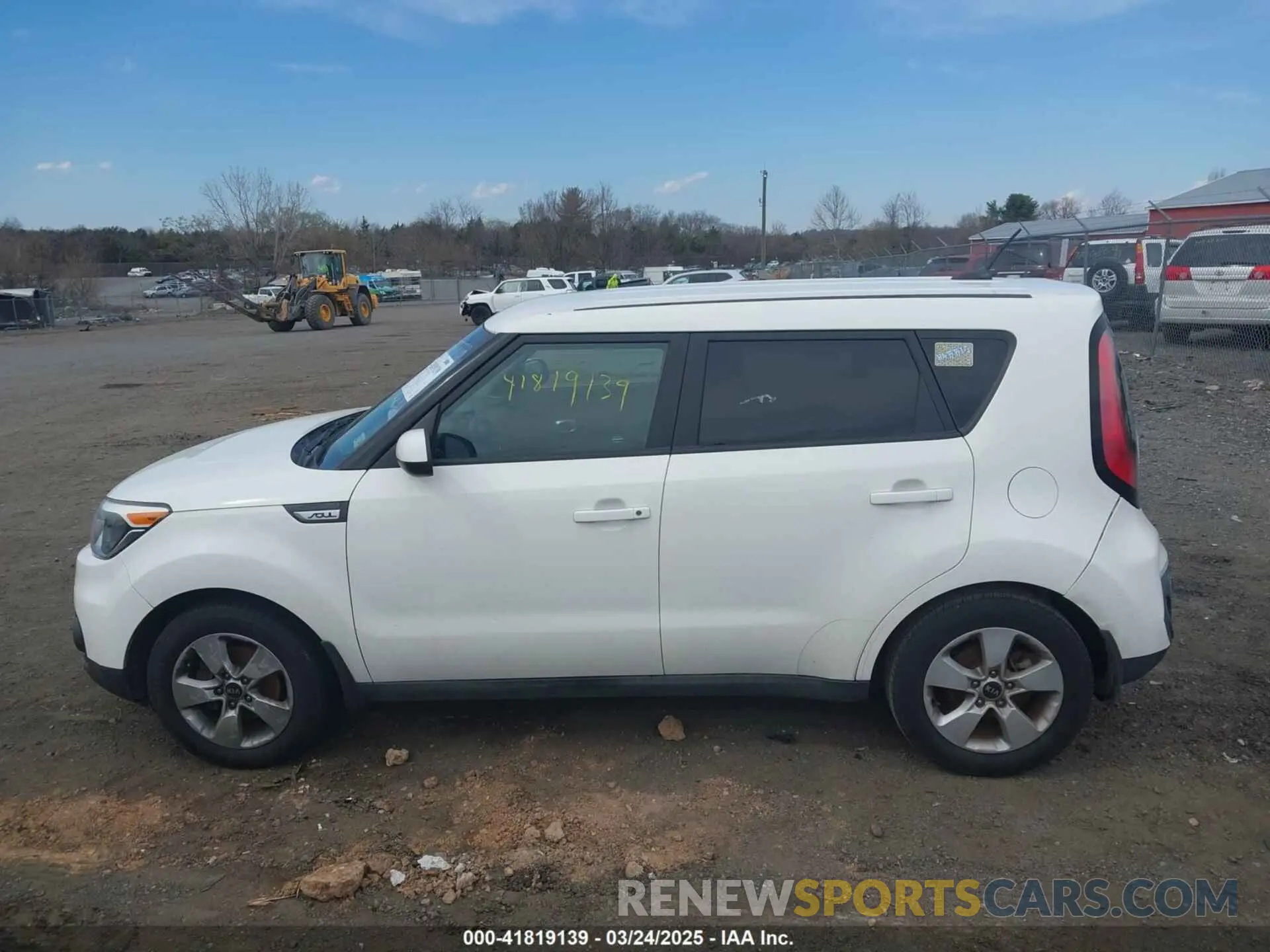 14 Photograph of a damaged car KNDJN2A23K7685980 KIA SOUL 2019