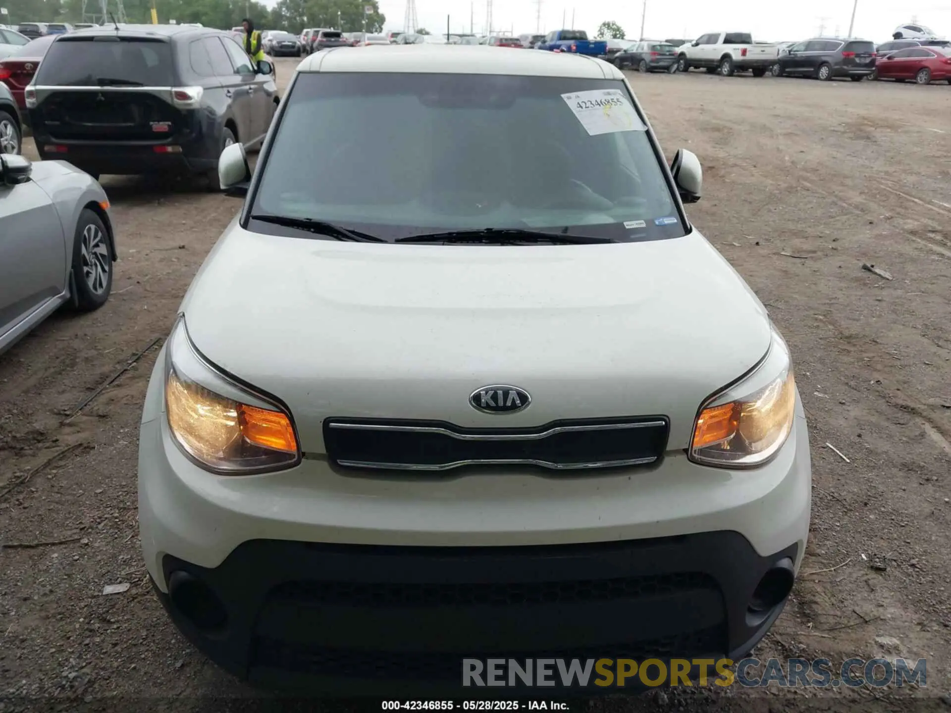 6 Photograph of a damaged car KNDJN2A23K7687552 KIA SOUL 2019