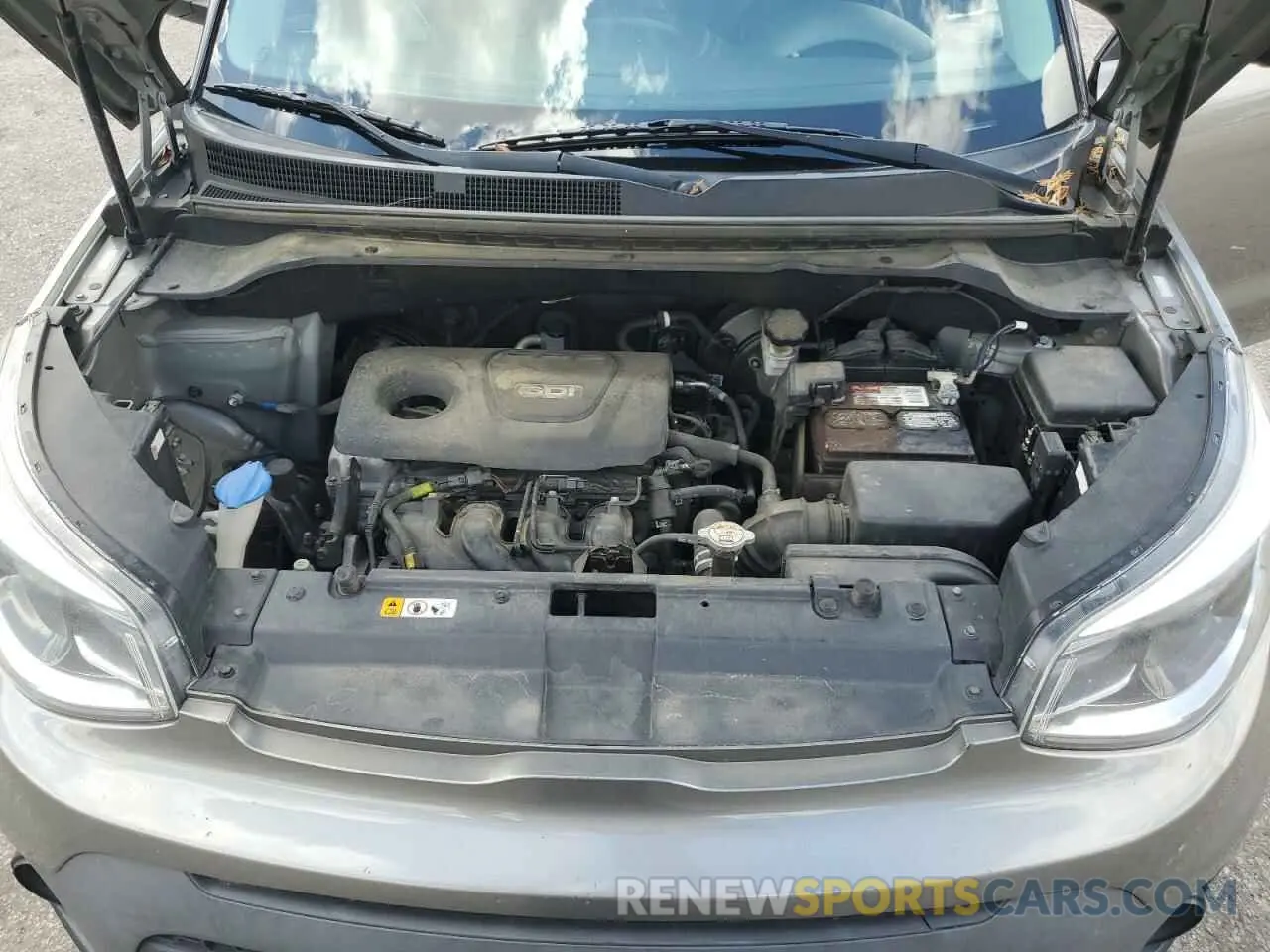 11 Photograph of a damaged car KNDJN2A23K7687633 KIA SOUL 2019