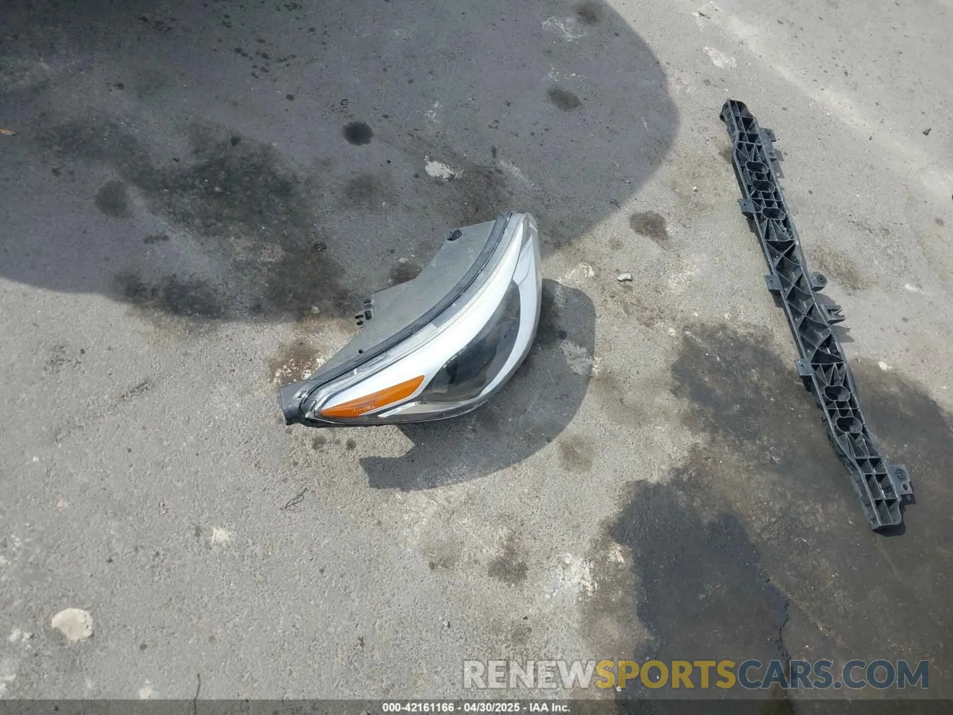 12 Photograph of a damaged car KNDJN2A23K7911127 KIA SOUL 2019