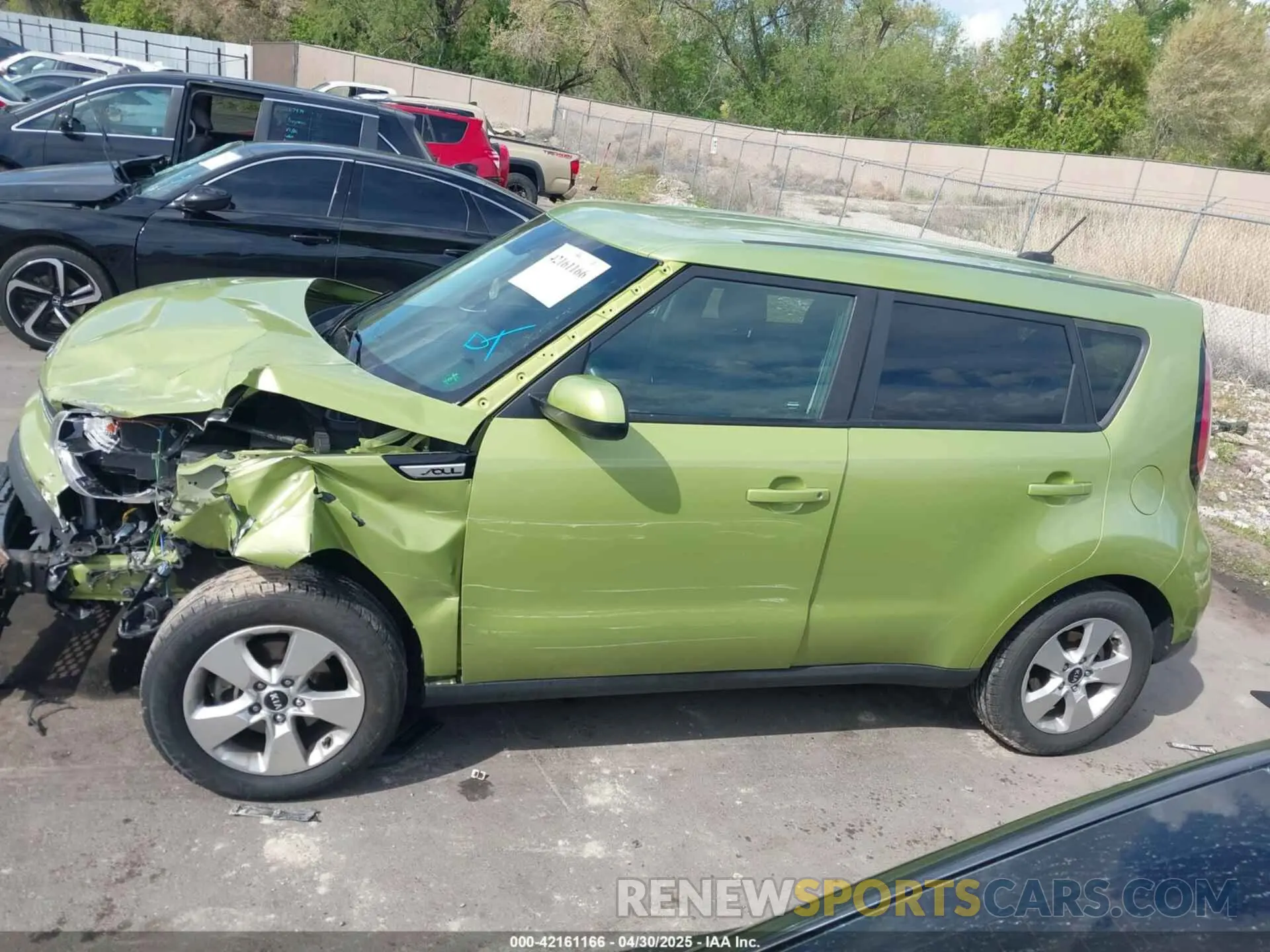 15 Photograph of a damaged car KNDJN2A23K7911127 KIA SOUL 2019