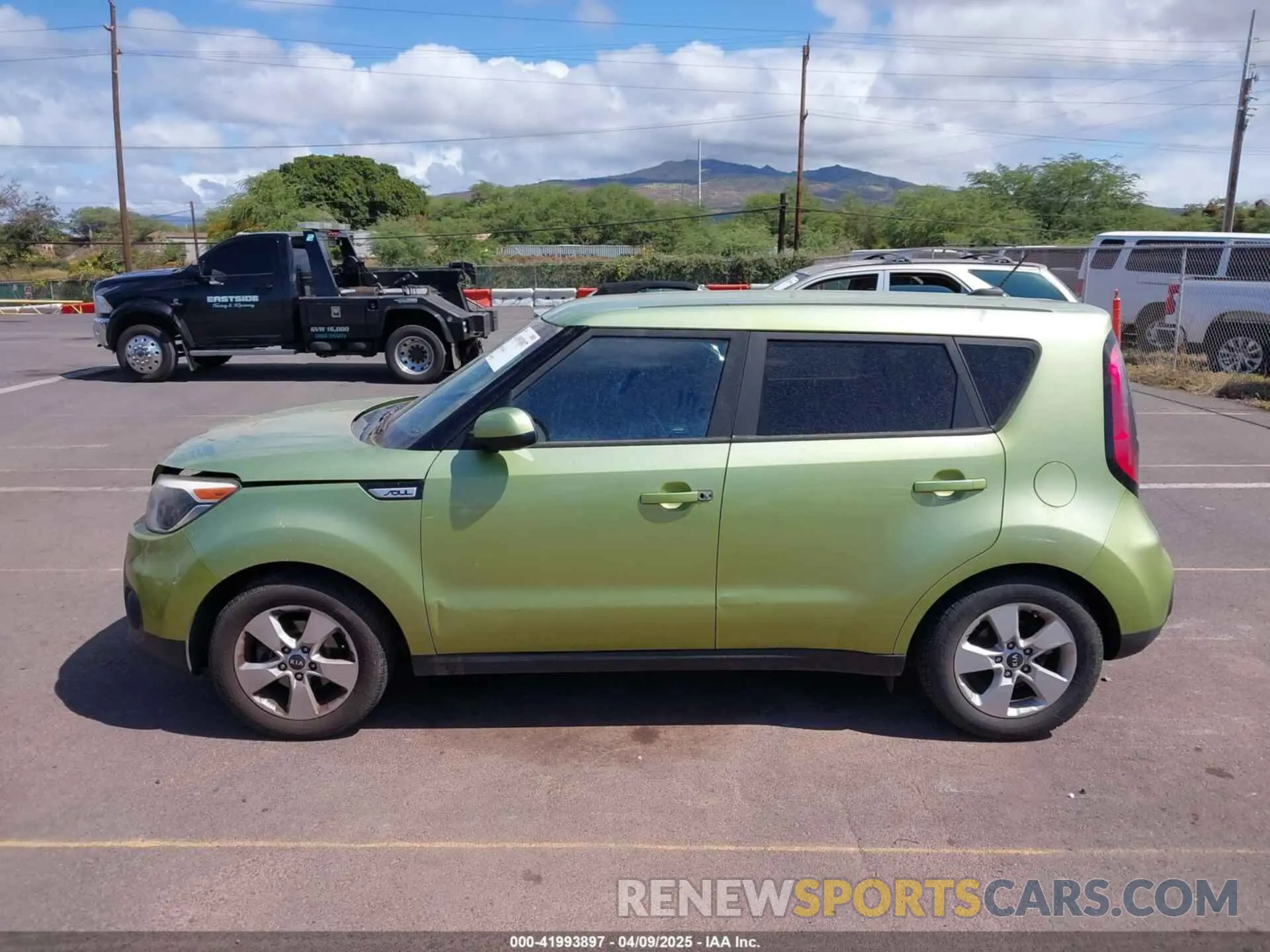 13 Photograph of a damaged car KNDJN2A23K7914612 KIA SOUL 2019