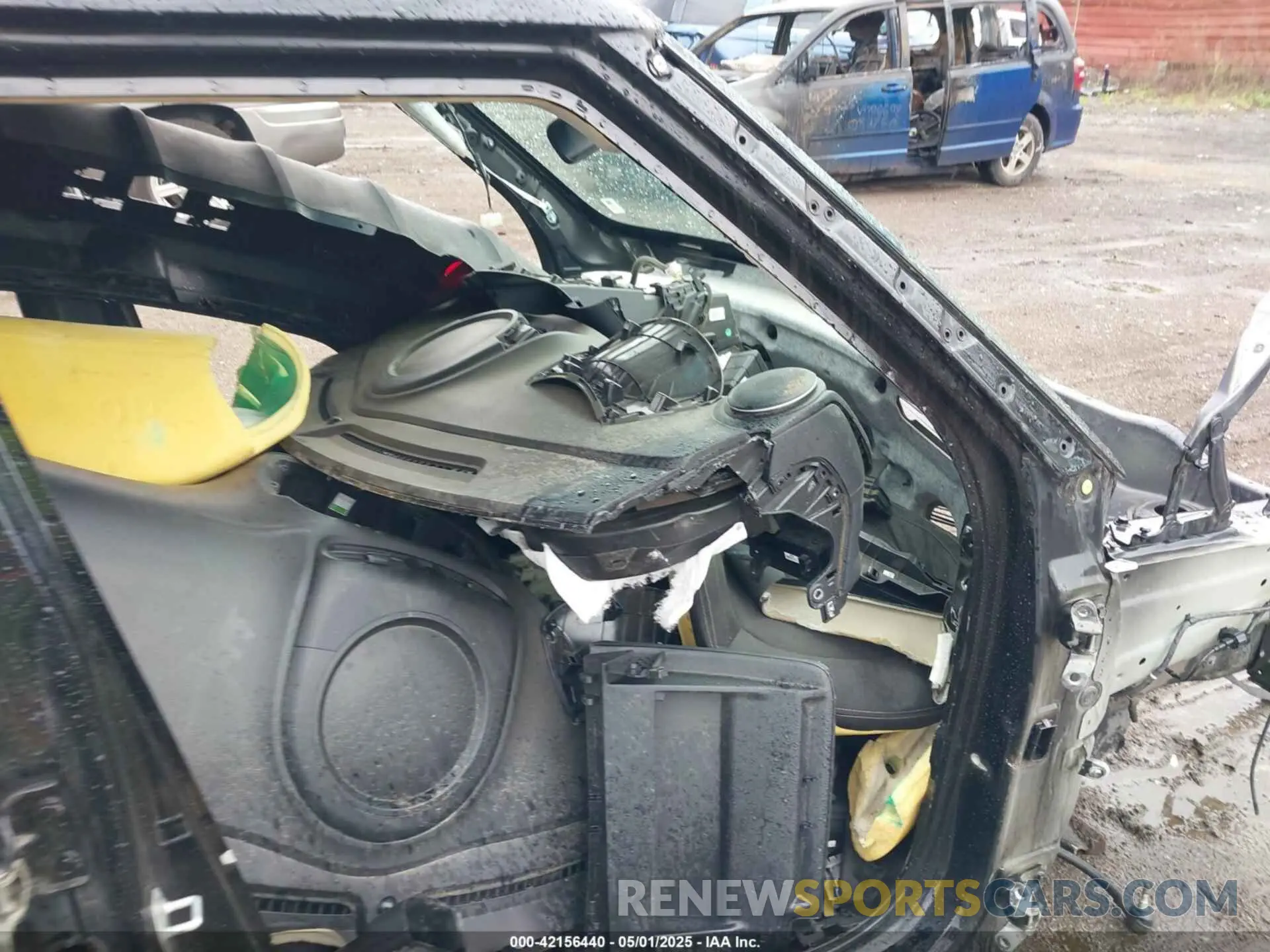 5 Photograph of a damaged car KNDJN2A23K7919051 KIA SOUL 2019