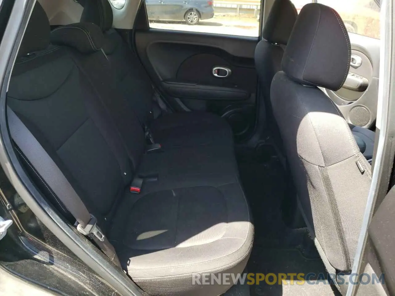11 Photograph of a damaged car KNDJN2A24K7007917 KIA SOUL 2019