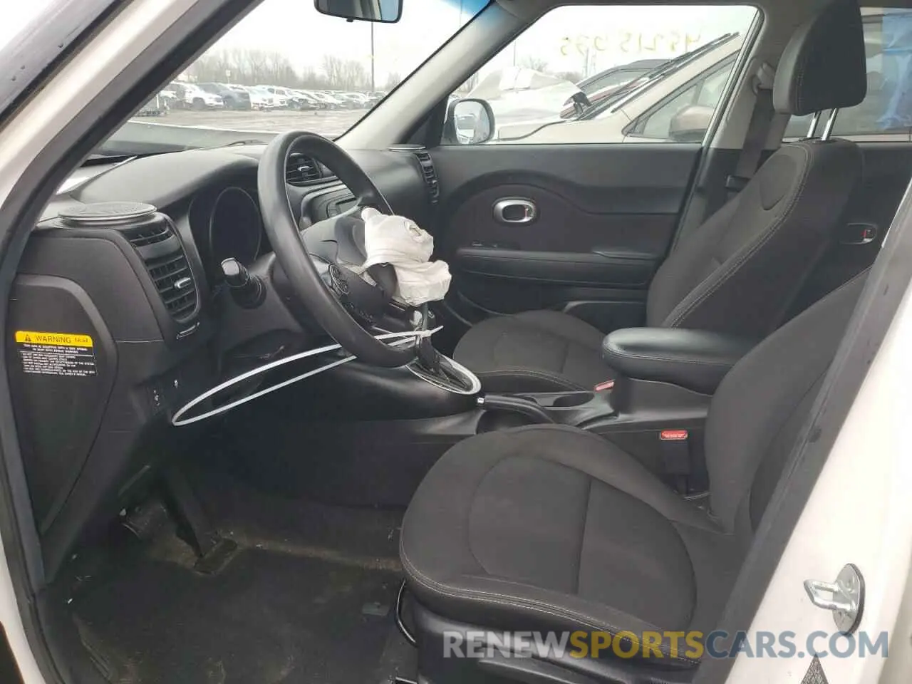 7 Photograph of a damaged car KNDJN2A24K7012521 KIA SOUL 2019