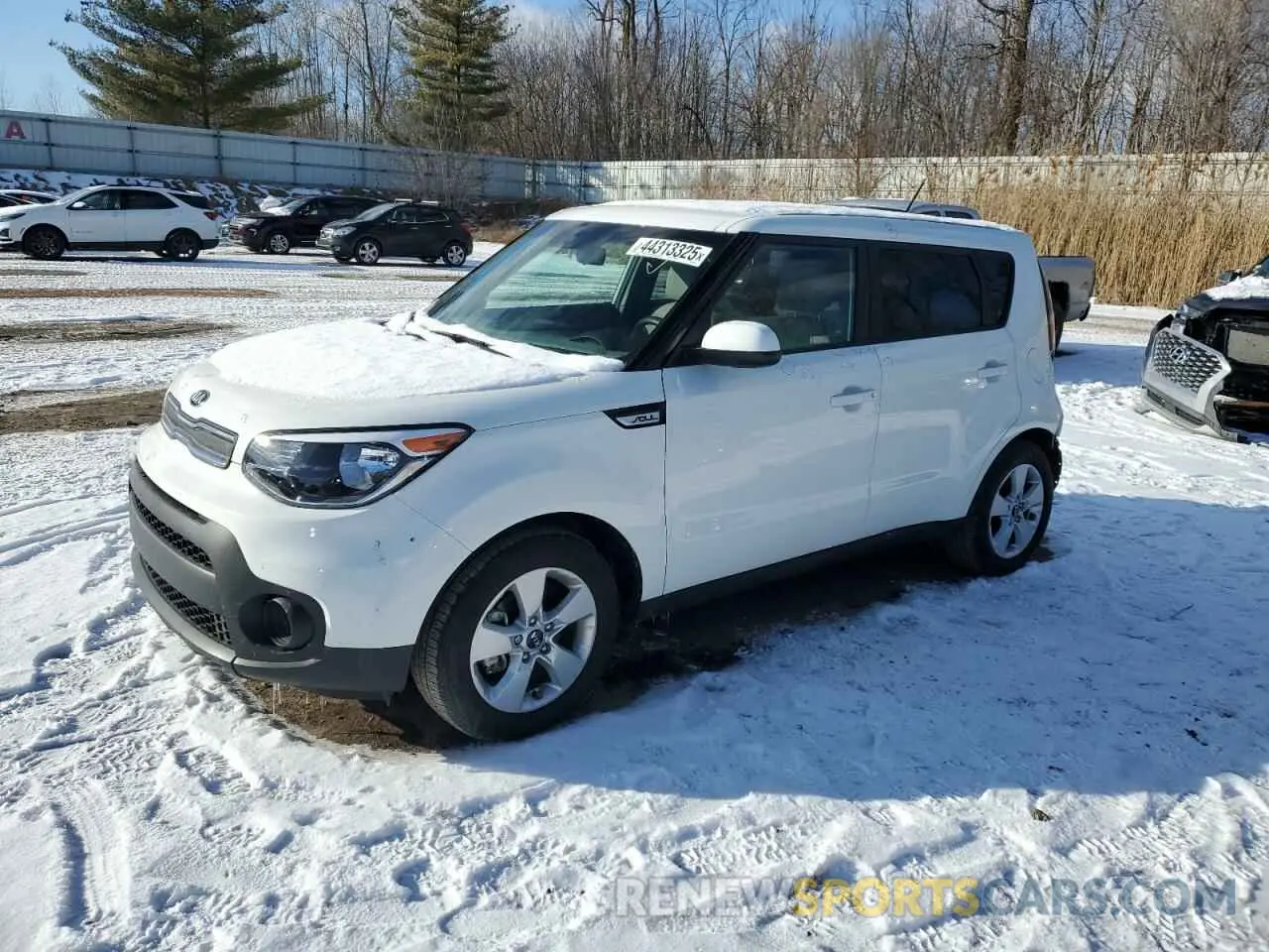 1 Photograph of a damaged car KNDJN2A24K7016374 KIA SOUL 2019