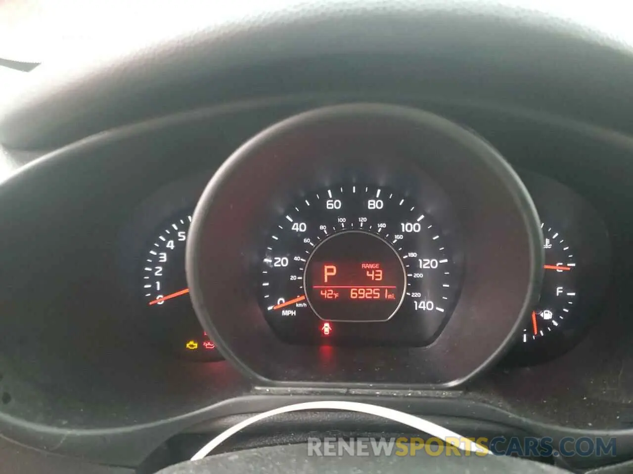 9 Photograph of a damaged car KNDJN2A24K7655435 KIA SOUL 2019