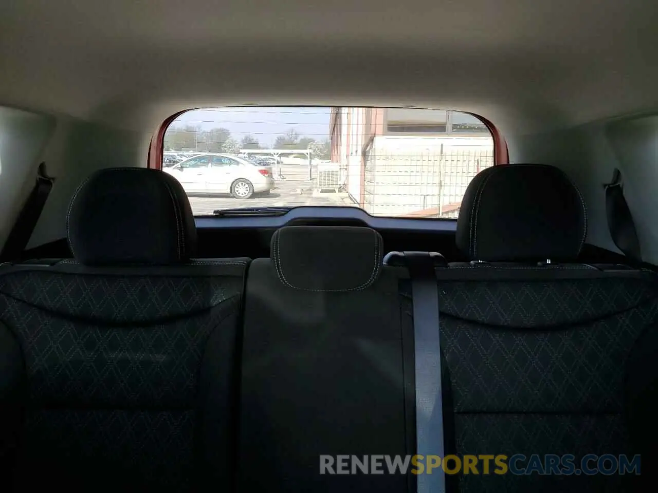 10 Photograph of a damaged car KNDJN2A24K7662899 KIA SOUL 2019