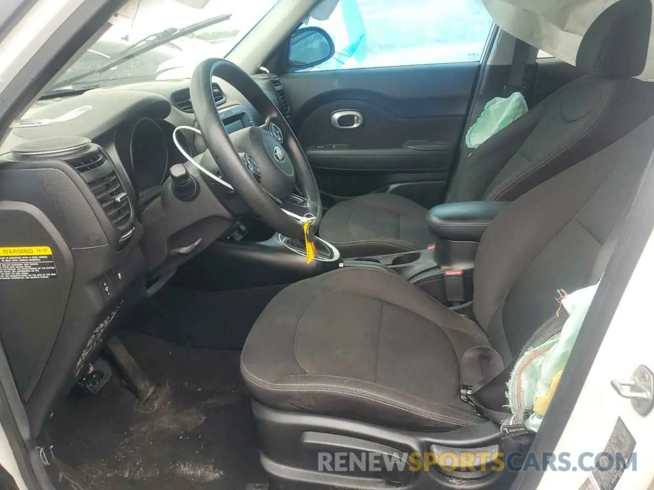 7 Photograph of a damaged car KNDJN2A24K7664605 KIA SOUL 2019