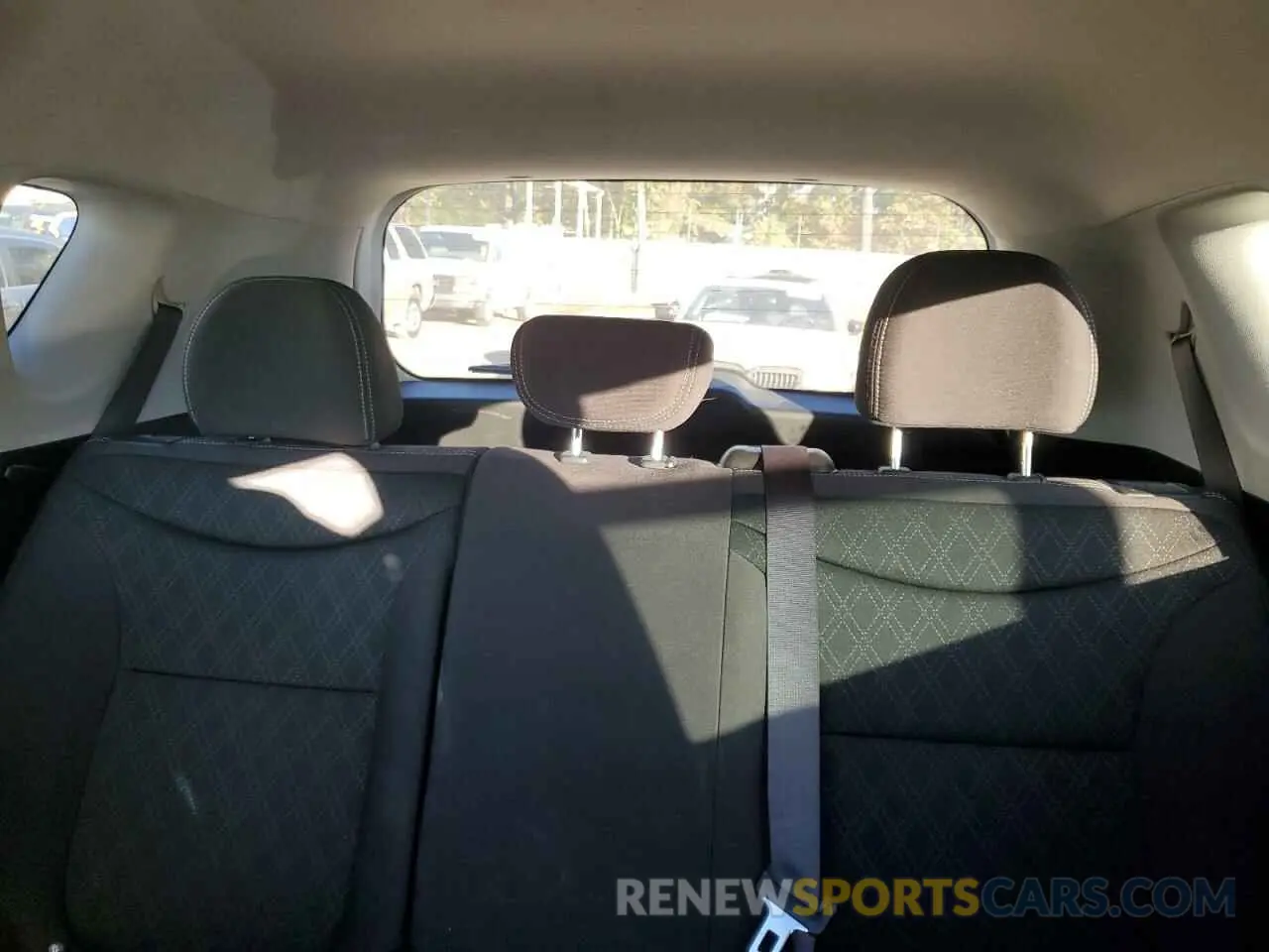 10 Photograph of a damaged car KNDJN2A24K7688340 KIA SOUL 2019