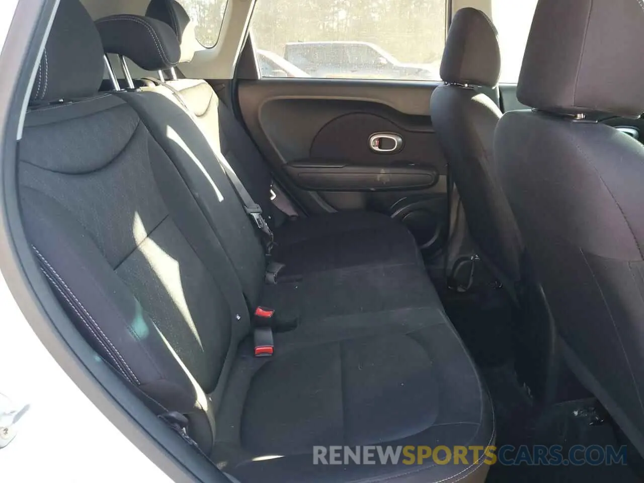 11 Photograph of a damaged car KNDJN2A24K7688340 KIA SOUL 2019