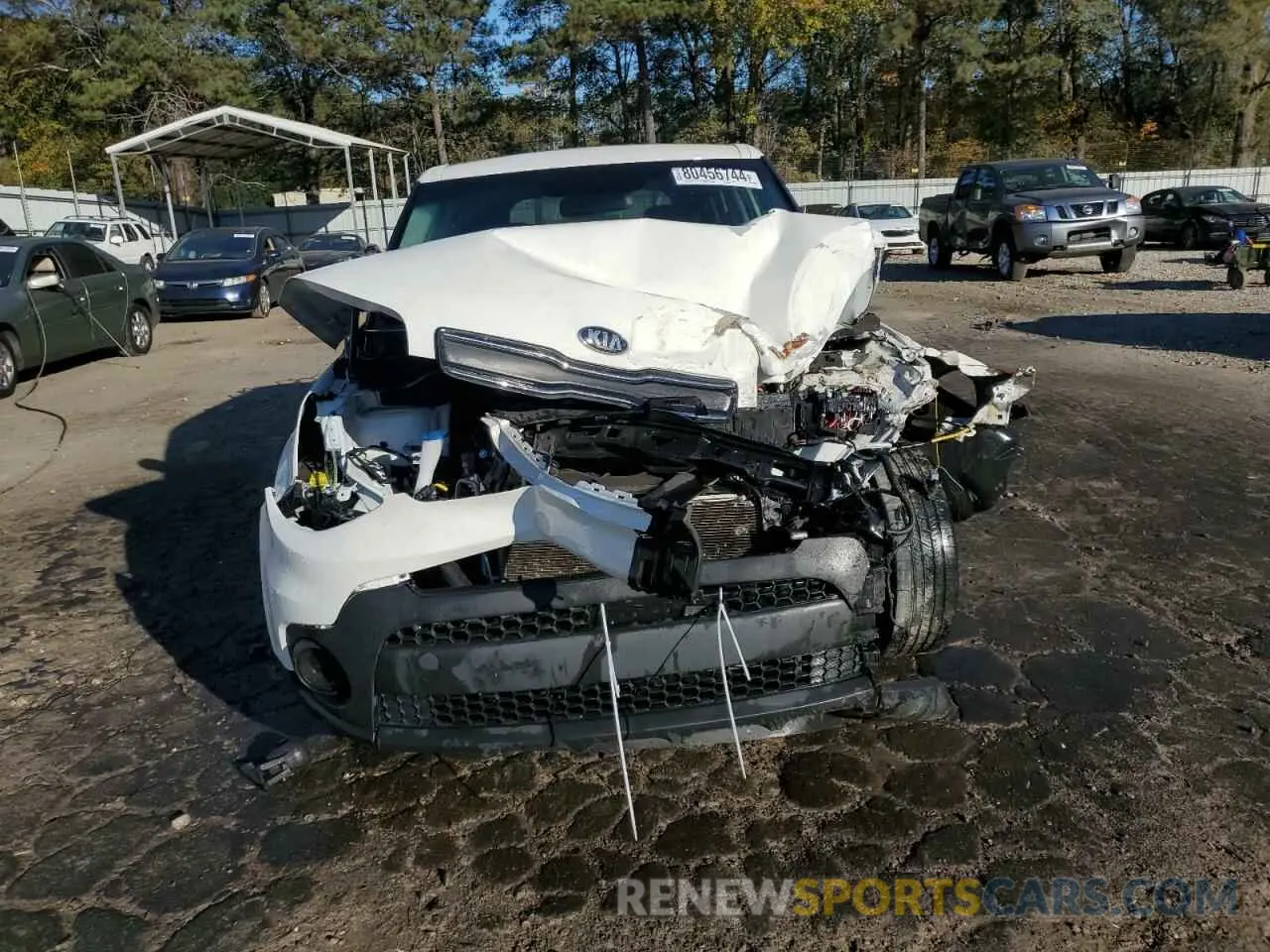 5 Photograph of a damaged car KNDJN2A24K7688340 KIA SOUL 2019
