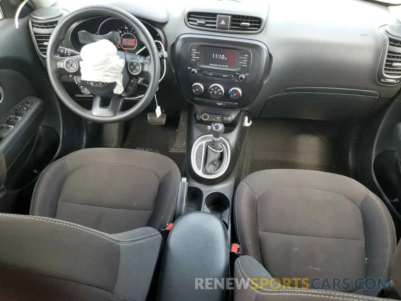 8 Photograph of a damaged car KNDJN2A24K7913937 KIA SOUL 2019