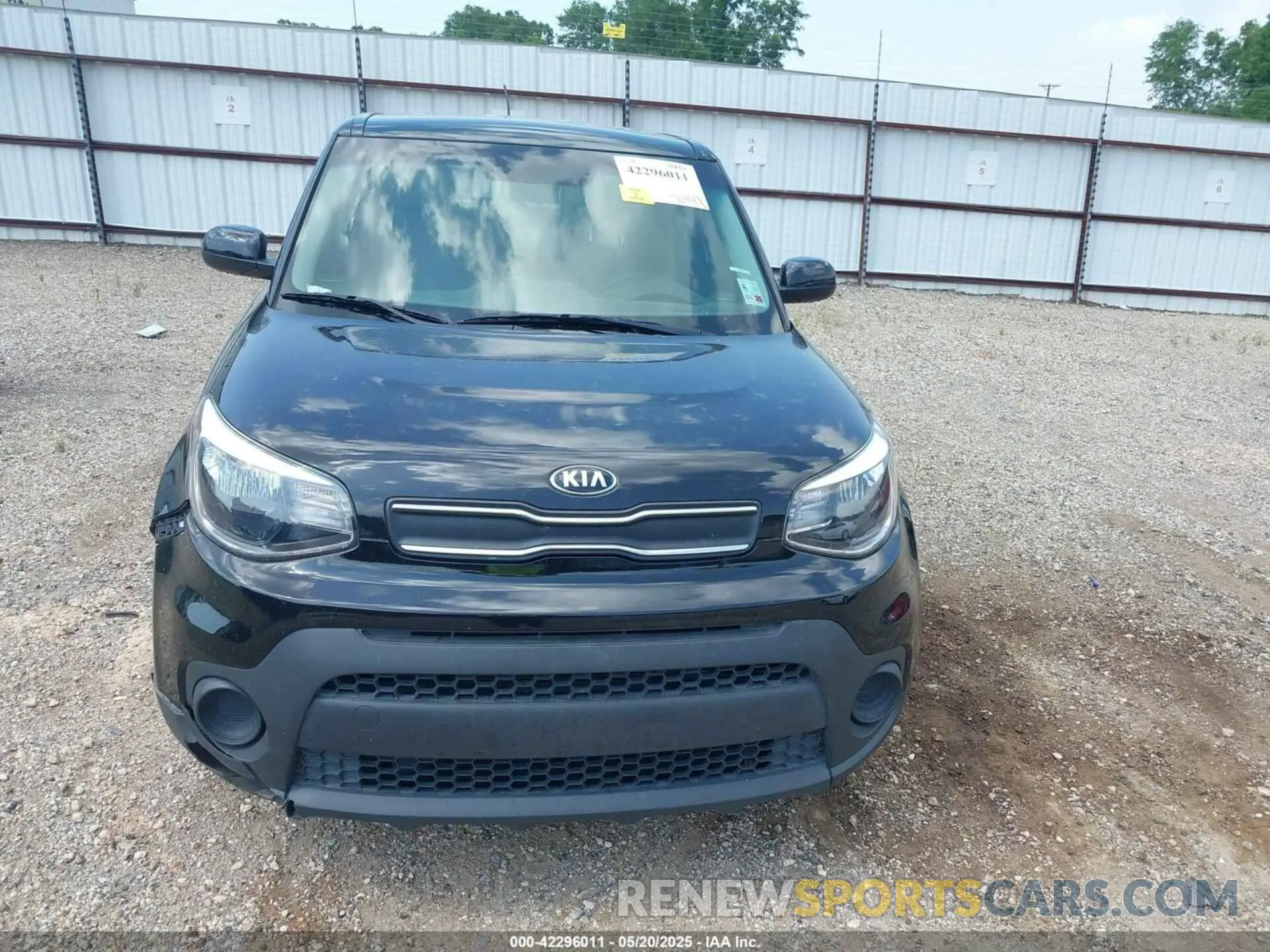 13 Photograph of a damaged car KNDJN2A24K7921343 KIA SOUL 2019