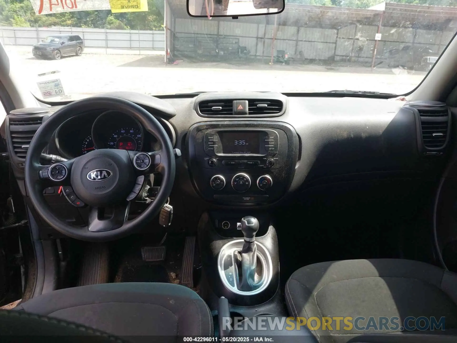 19 Photograph of a damaged car KNDJN2A24K7921343 KIA SOUL 2019