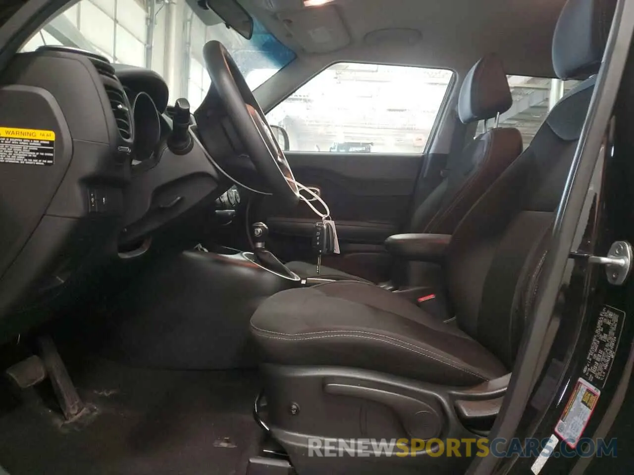 7 Photograph of a damaged car KNDJN2A25K7016724 KIA SOUL 2019