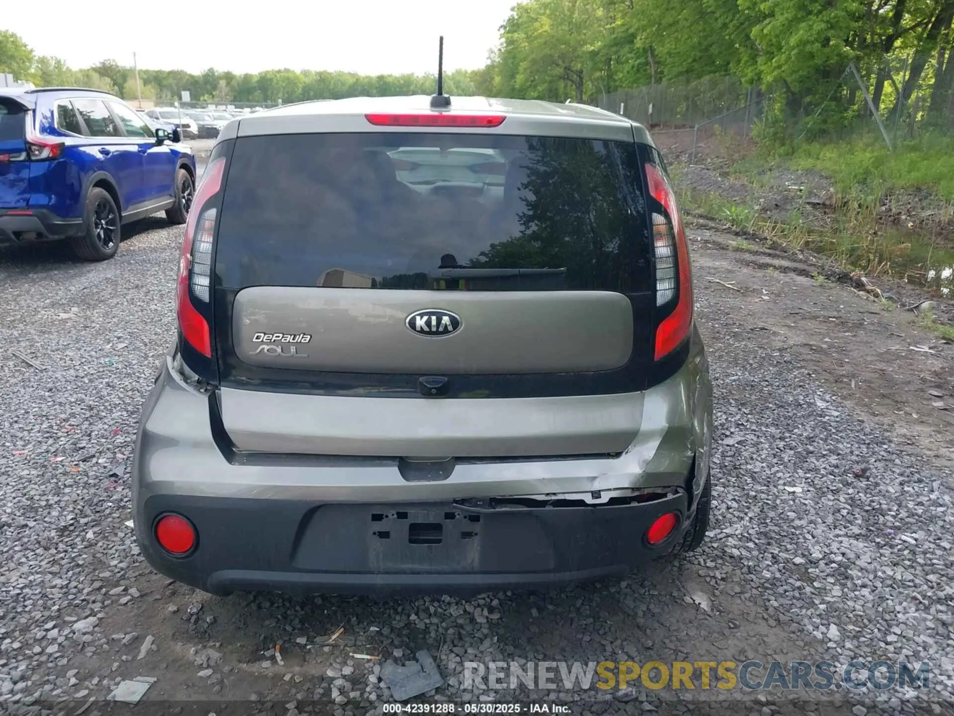15 Photograph of a damaged car KNDJN2A25K7025648 KIA SOUL 2019