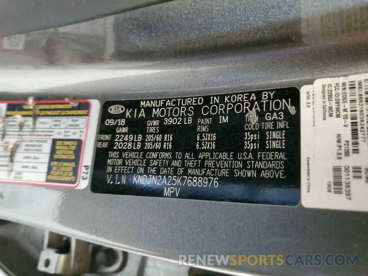 12 Photograph of a damaged car KNDJN2A25K7688976 KIA SOUL 2019
