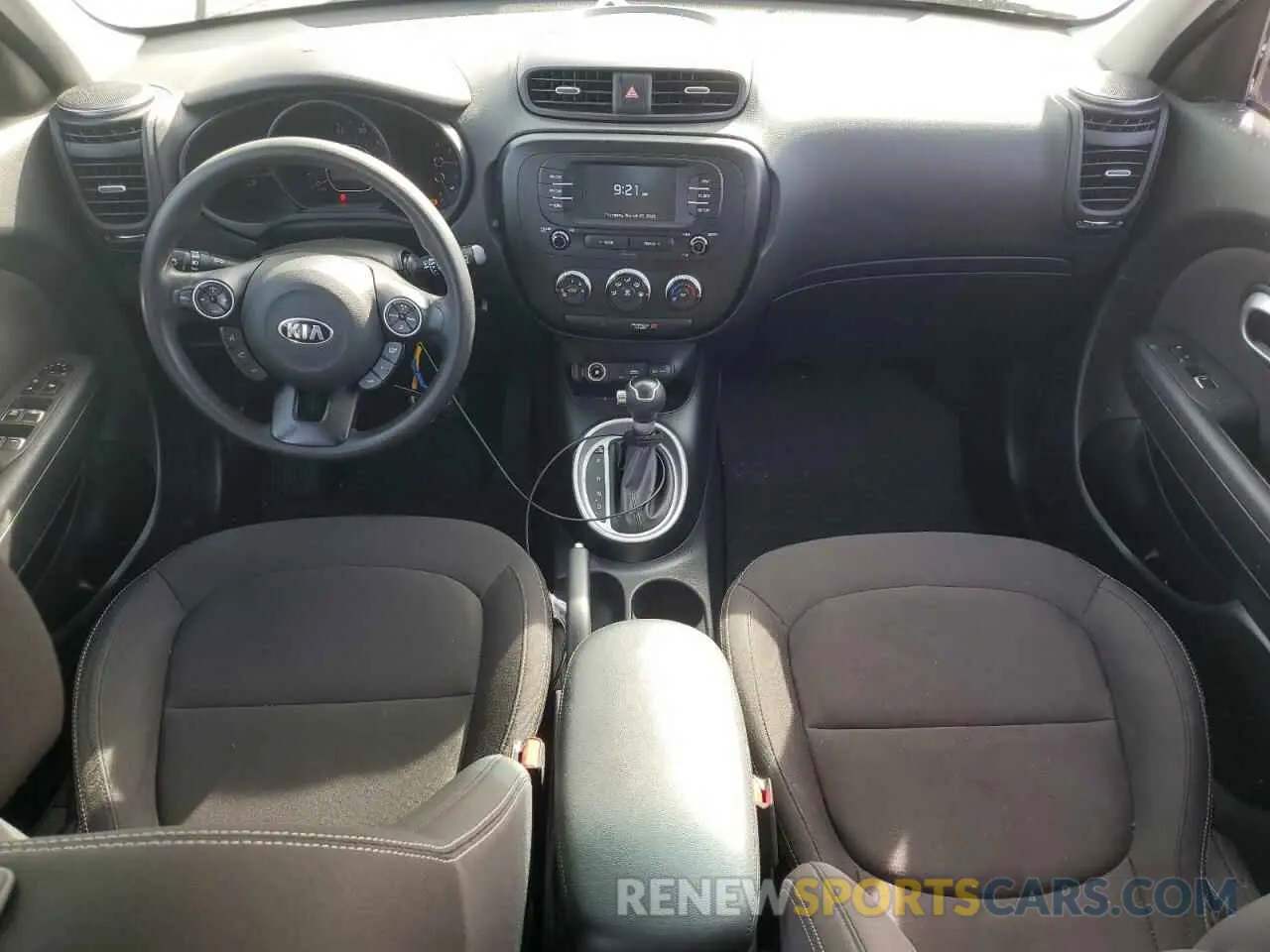 8 Photograph of a damaged car KNDJN2A25K7696477 KIA SOUL 2019