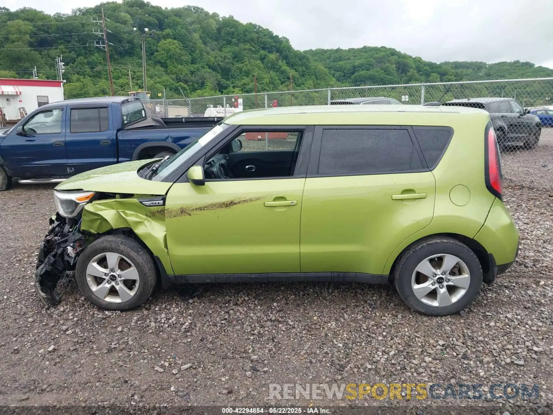 14 Photograph of a damaged car KNDJN2A25K7910206 KIA SOUL 2019