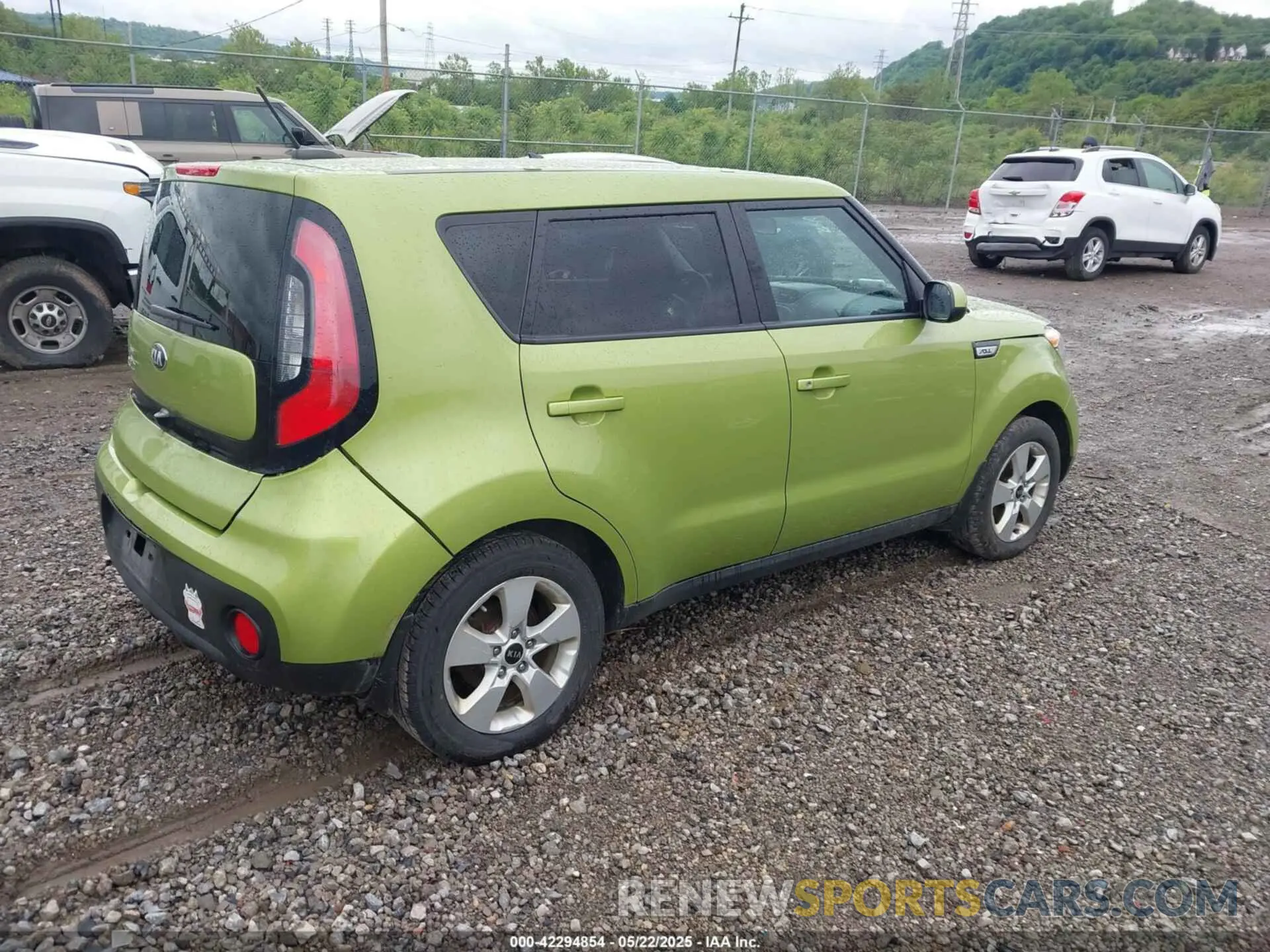 4 Photograph of a damaged car KNDJN2A25K7910206 KIA SOUL 2019