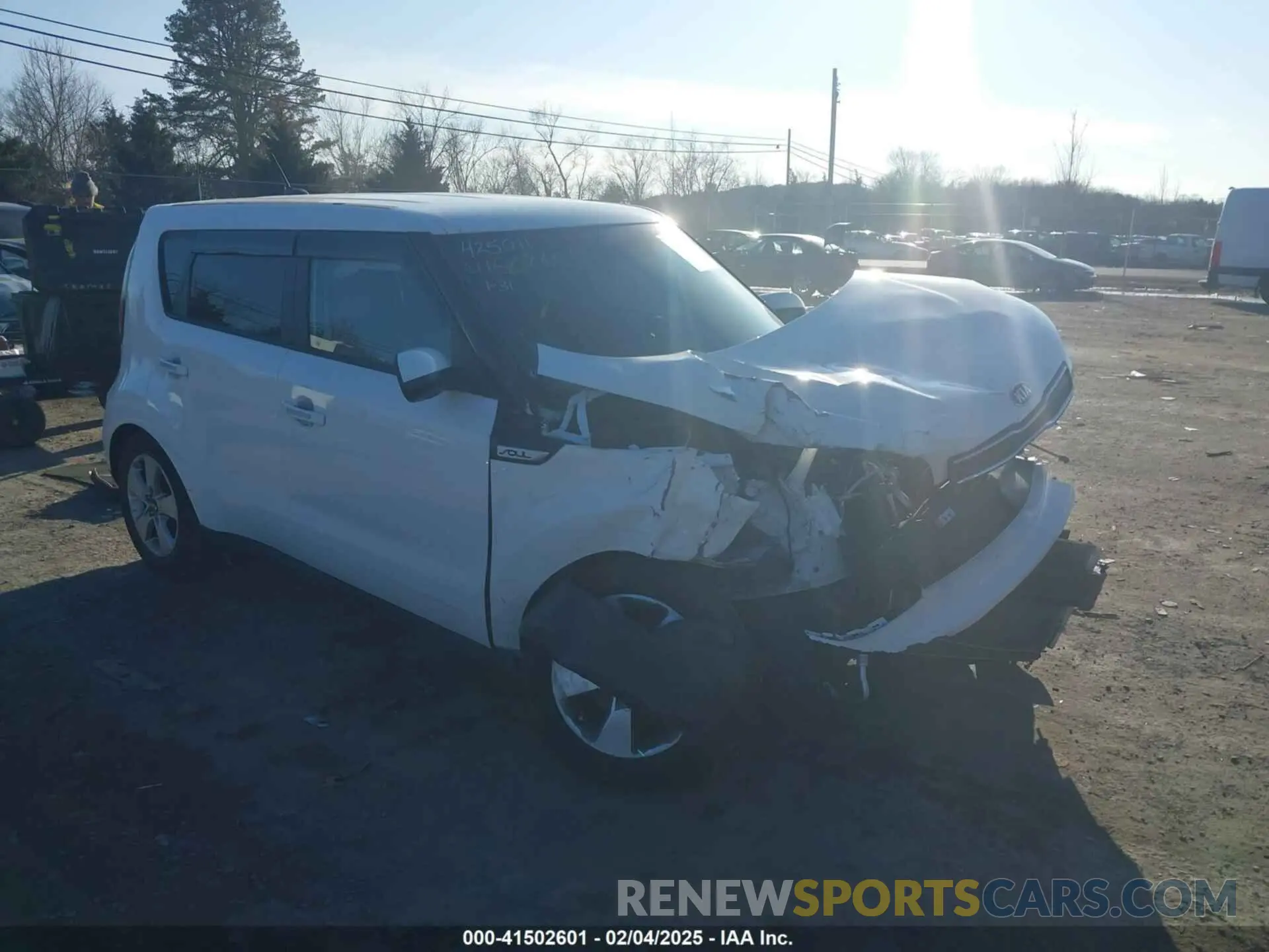1 Photograph of a damaged car KNDJN2A26K7002086 KIA SOUL 2019