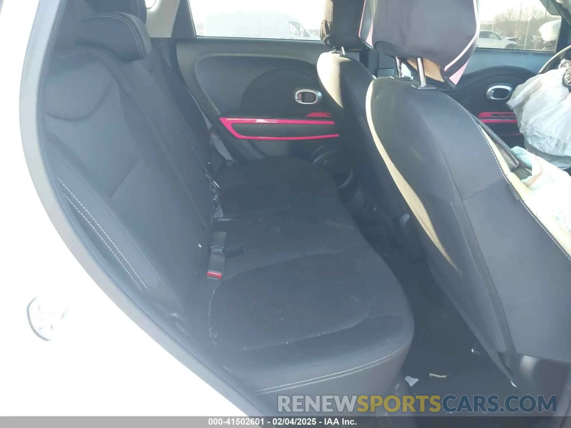 8 Photograph of a damaged car KNDJN2A26K7002086 KIA SOUL 2019