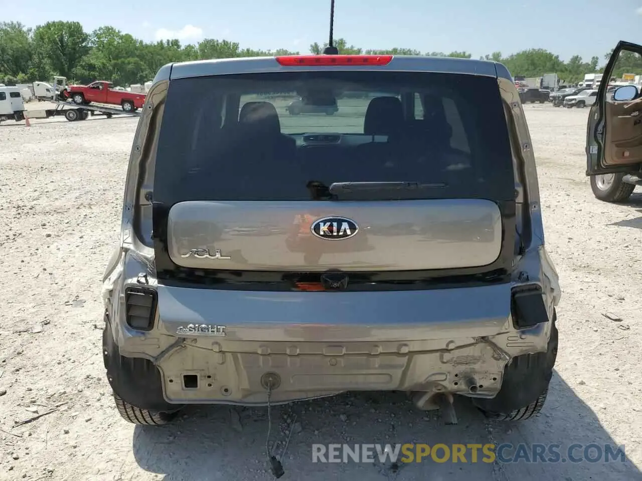 6 Photograph of a damaged car KNDJN2A26K7019597 KIA SOUL 2019