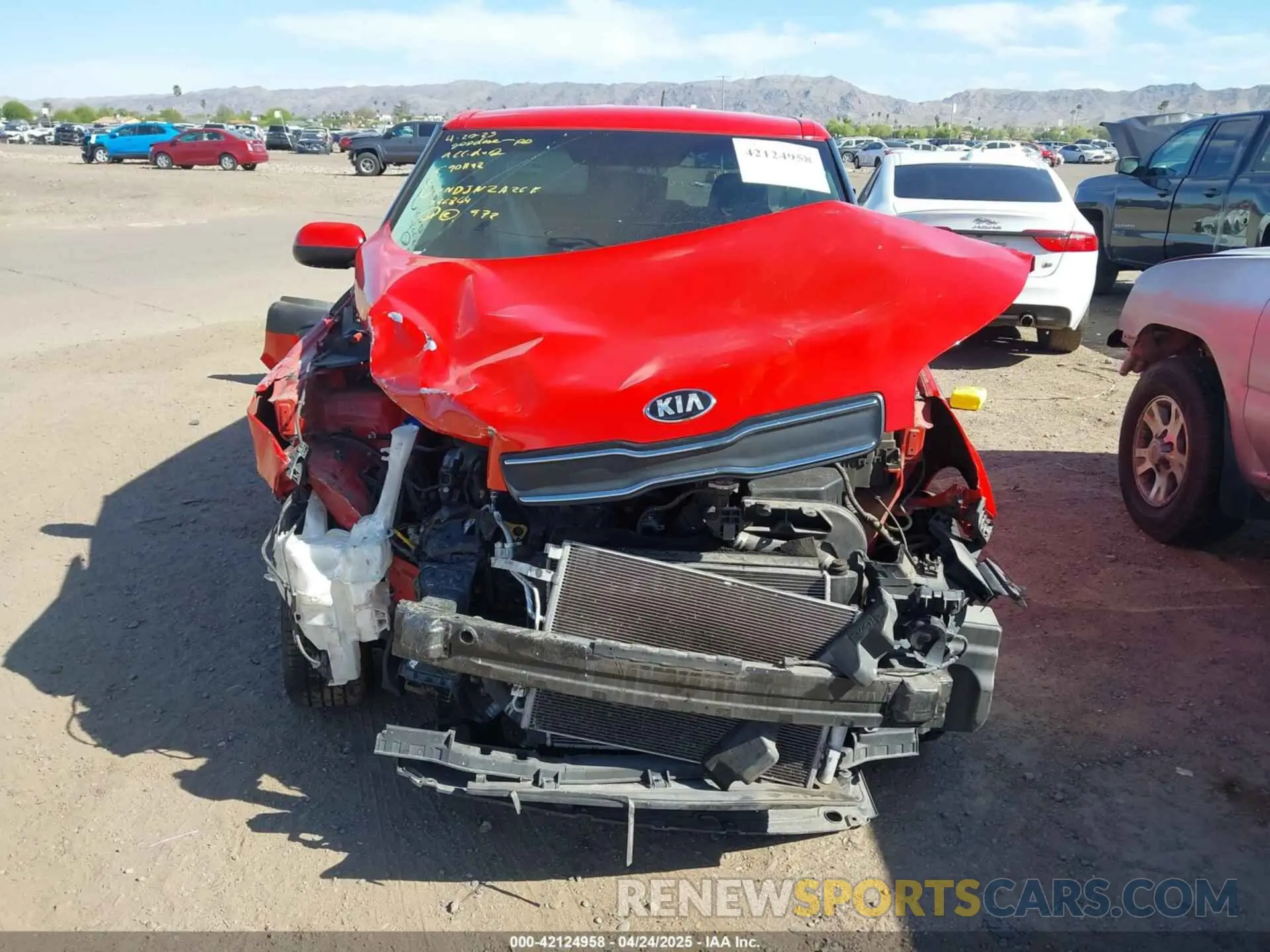 12 Photograph of a damaged car KNDJN2A26K7668364 KIA SOUL 2019