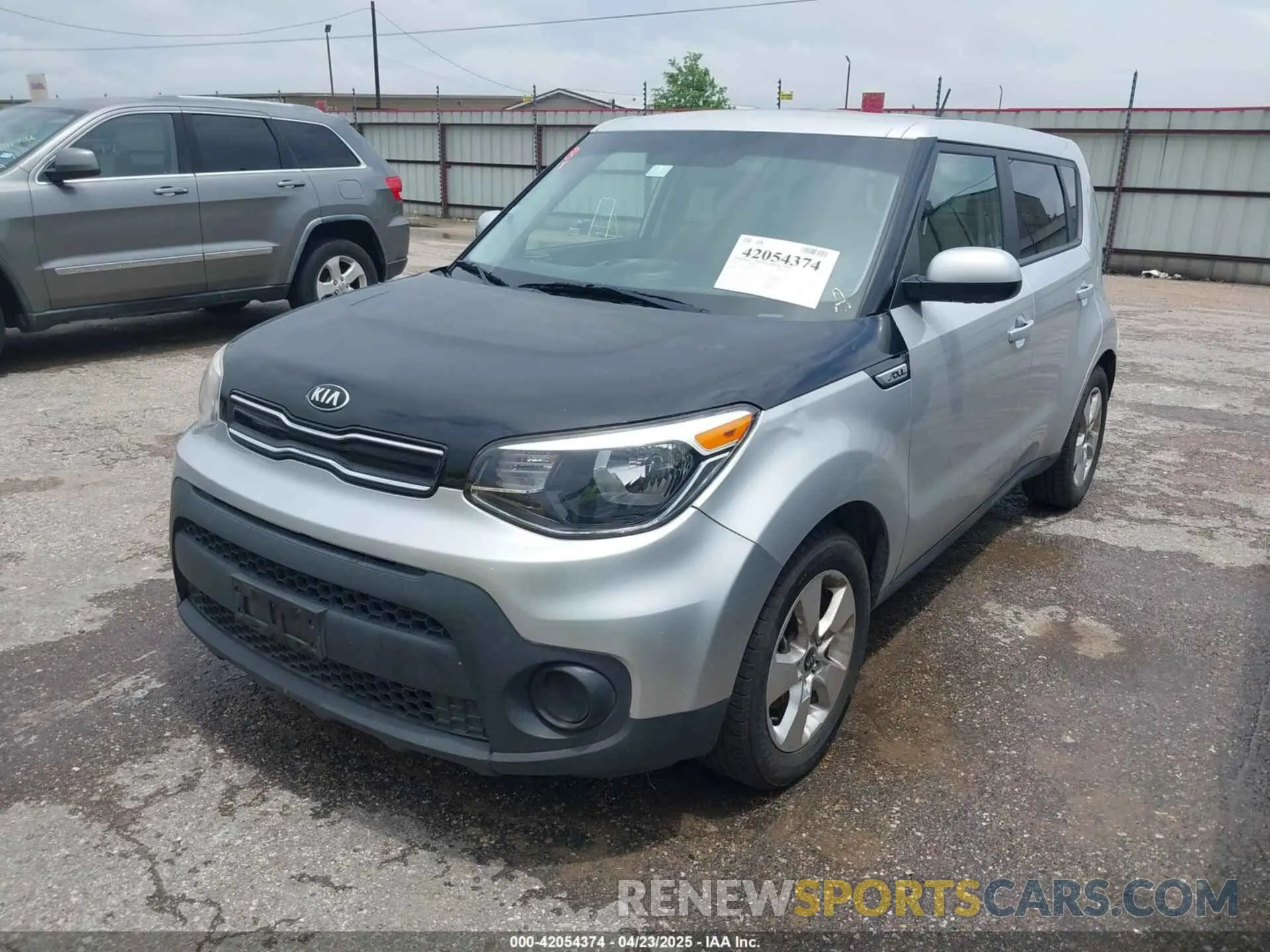 2 Photograph of a damaged car KNDJN2A26K7699999 KIA SOUL 2019
