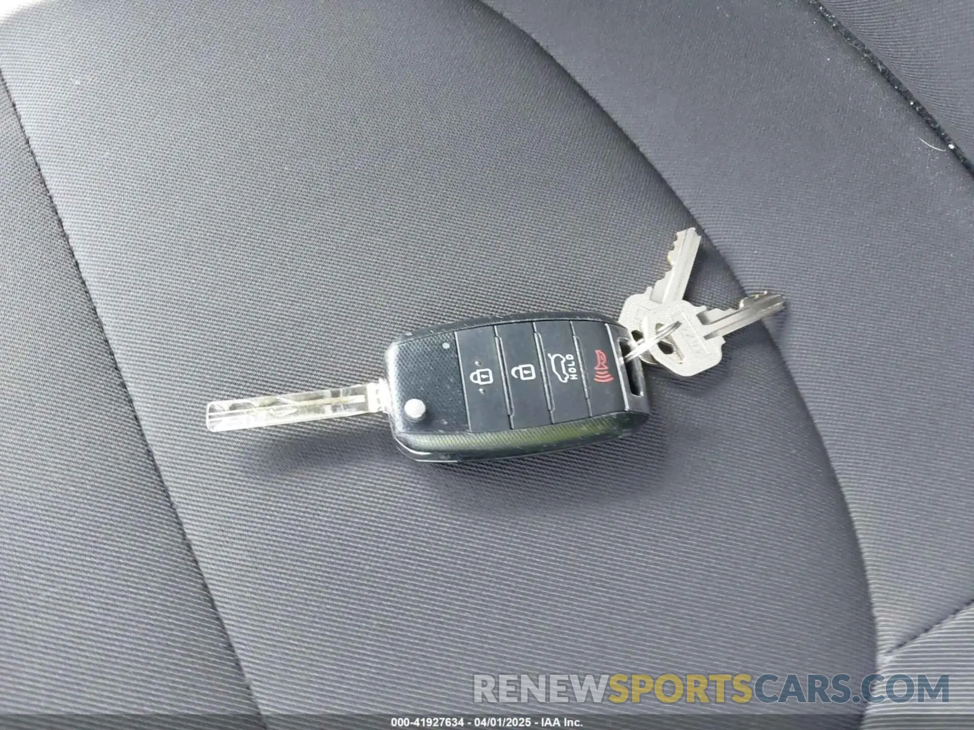 11 Photograph of a damaged car KNDJN2A26K7912417 KIA SOUL 2019