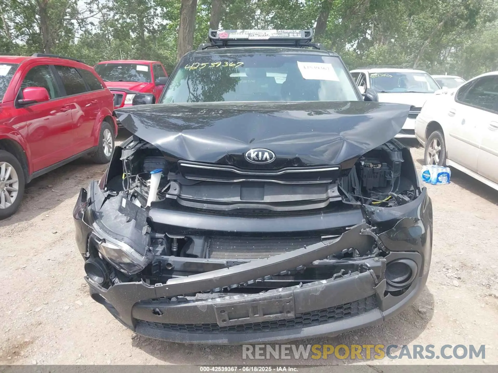 13 Photograph of a damaged car KNDJN2A26K7914183 KIA SOUL 2019