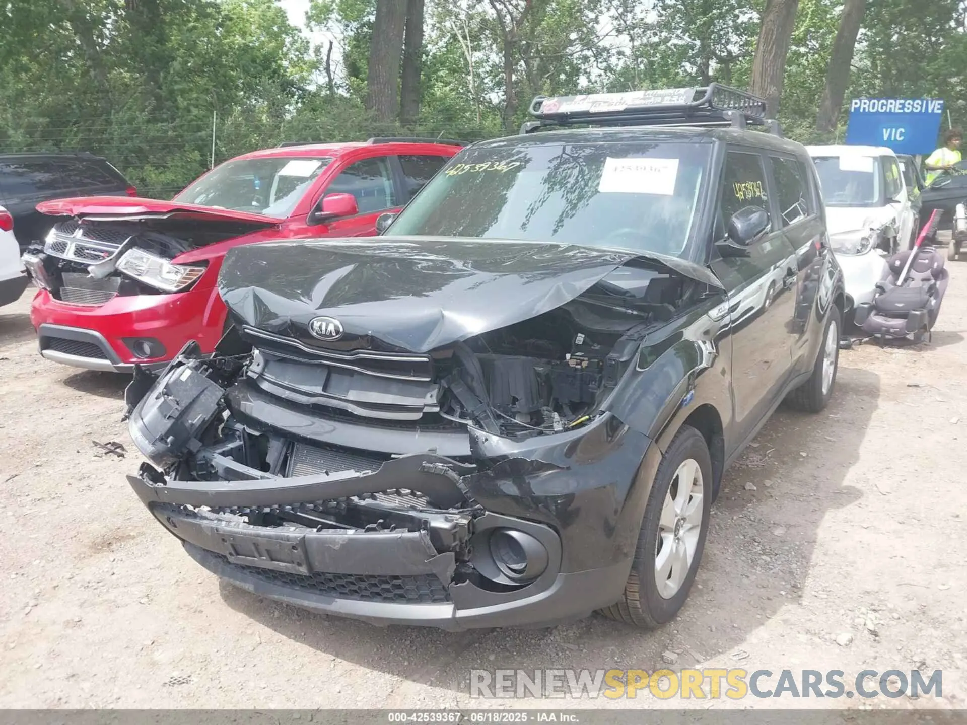 2 Photograph of a damaged car KNDJN2A26K7914183 KIA SOUL 2019