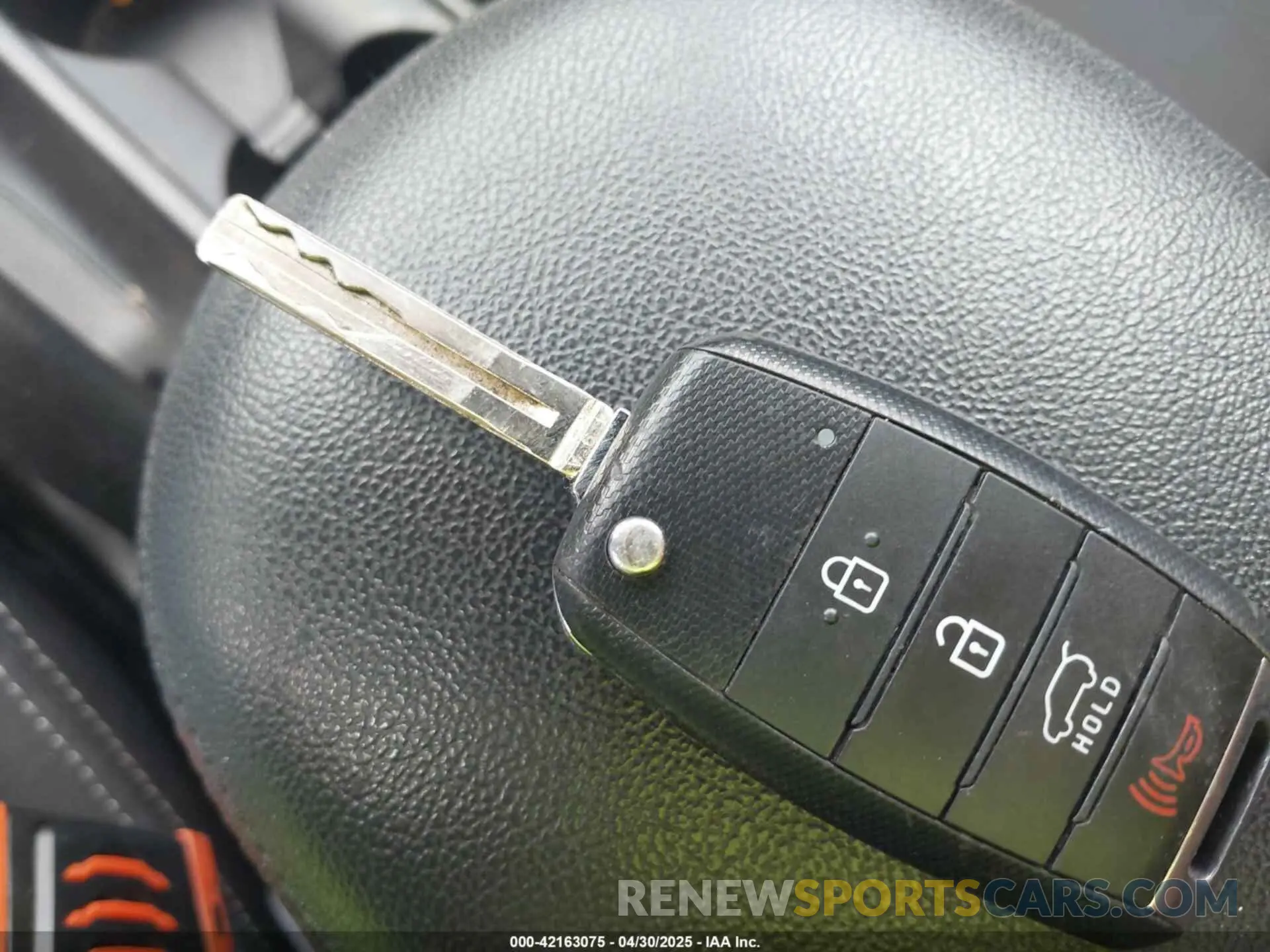 11 Photograph of a damaged car KNDJN2A26K7920520 KIA SOUL 2019