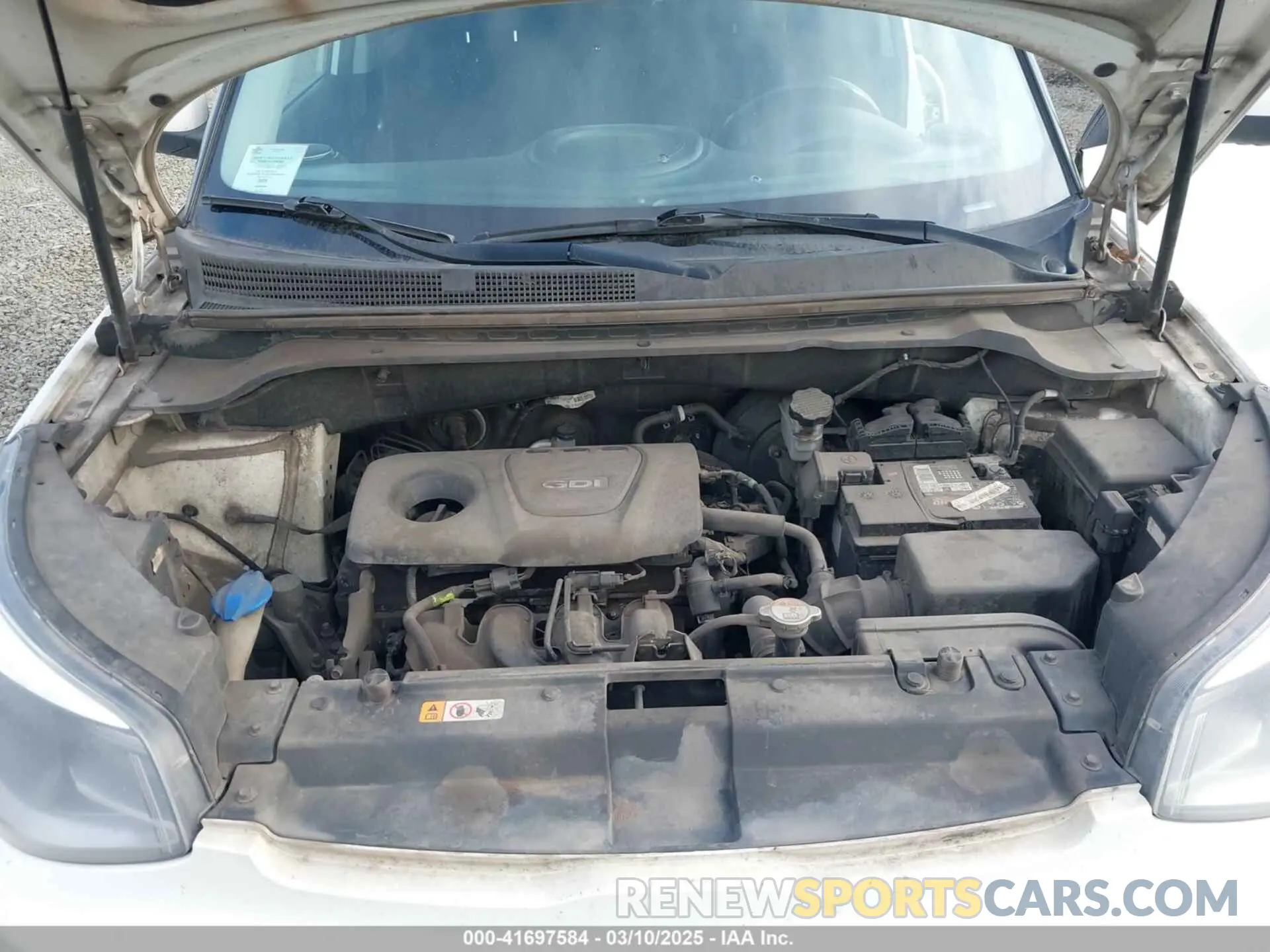 10 Photograph of a damaged car KNDJN2A27K7012643 KIA SOUL 2019